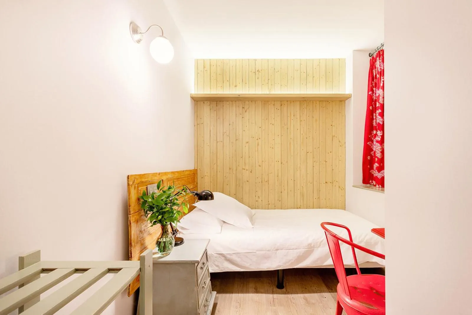 Bed in Hotel Okako San Sebastian