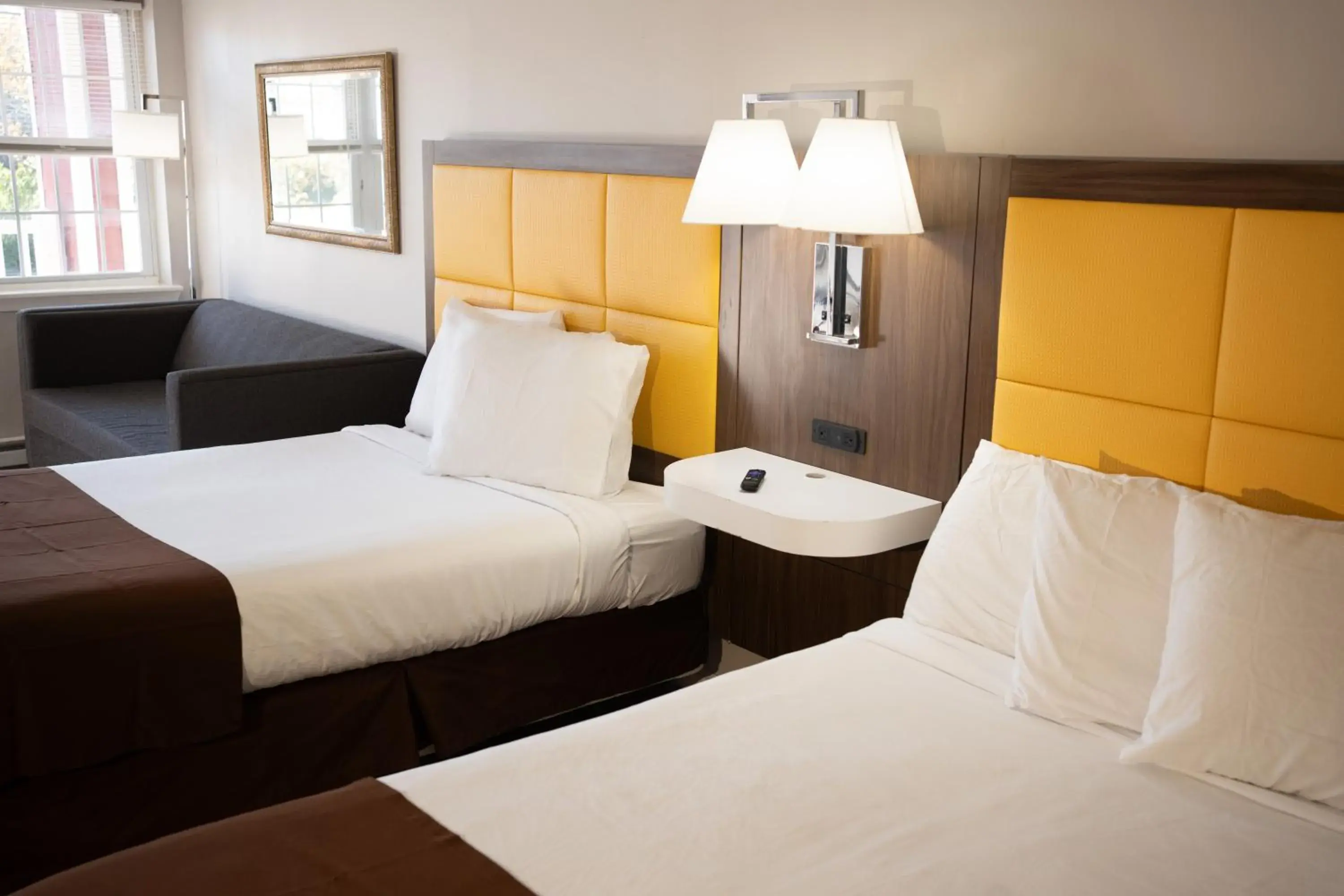 West Bldg- Family Room - single occupancy in The Burgundy Inn Hotel and Apartments West Bldg- Family Room - single occupancy in The Burgundy Inn Hotel and Apartments