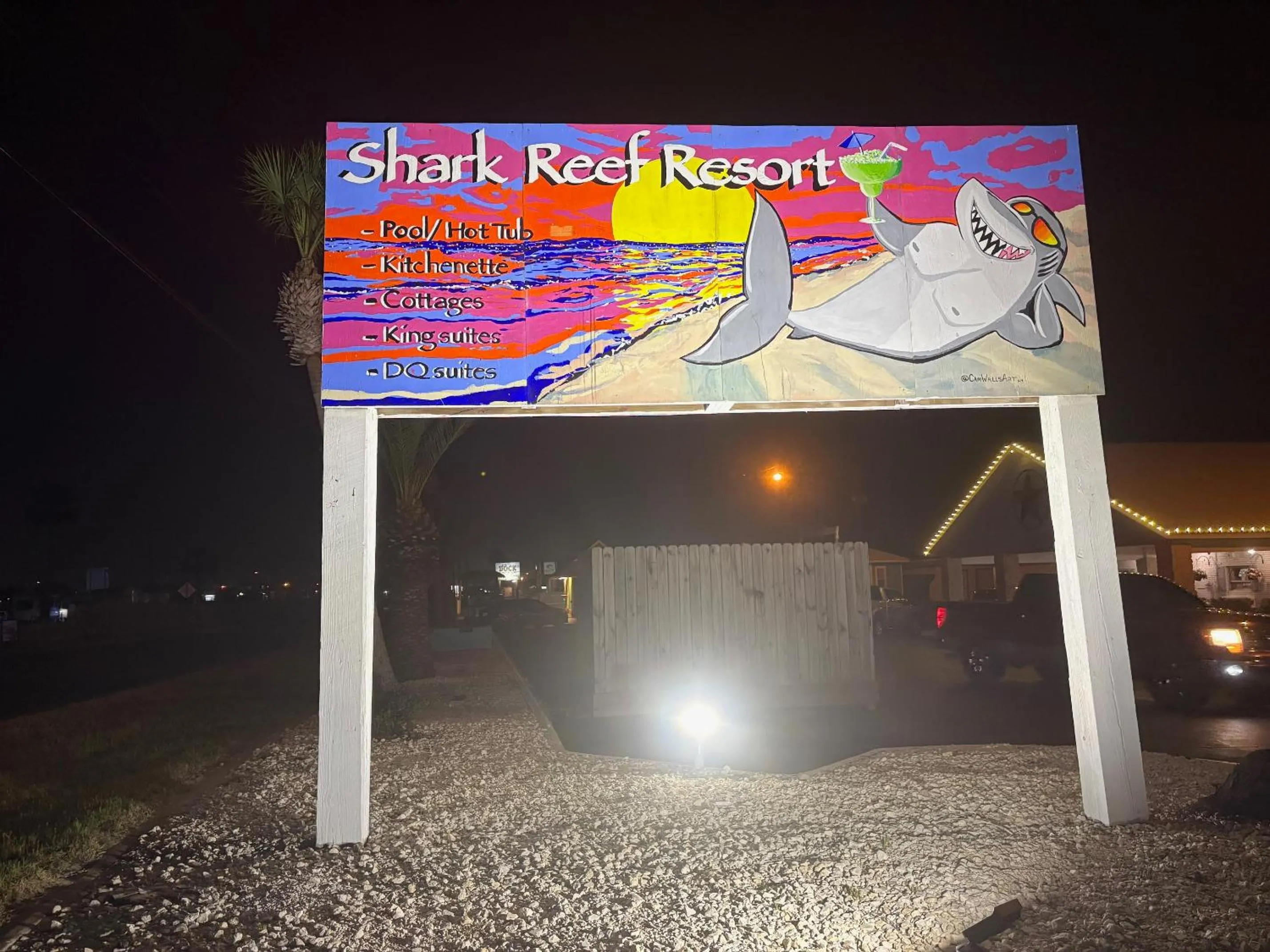 Night in Shark Reef Resort Motel & Cottages