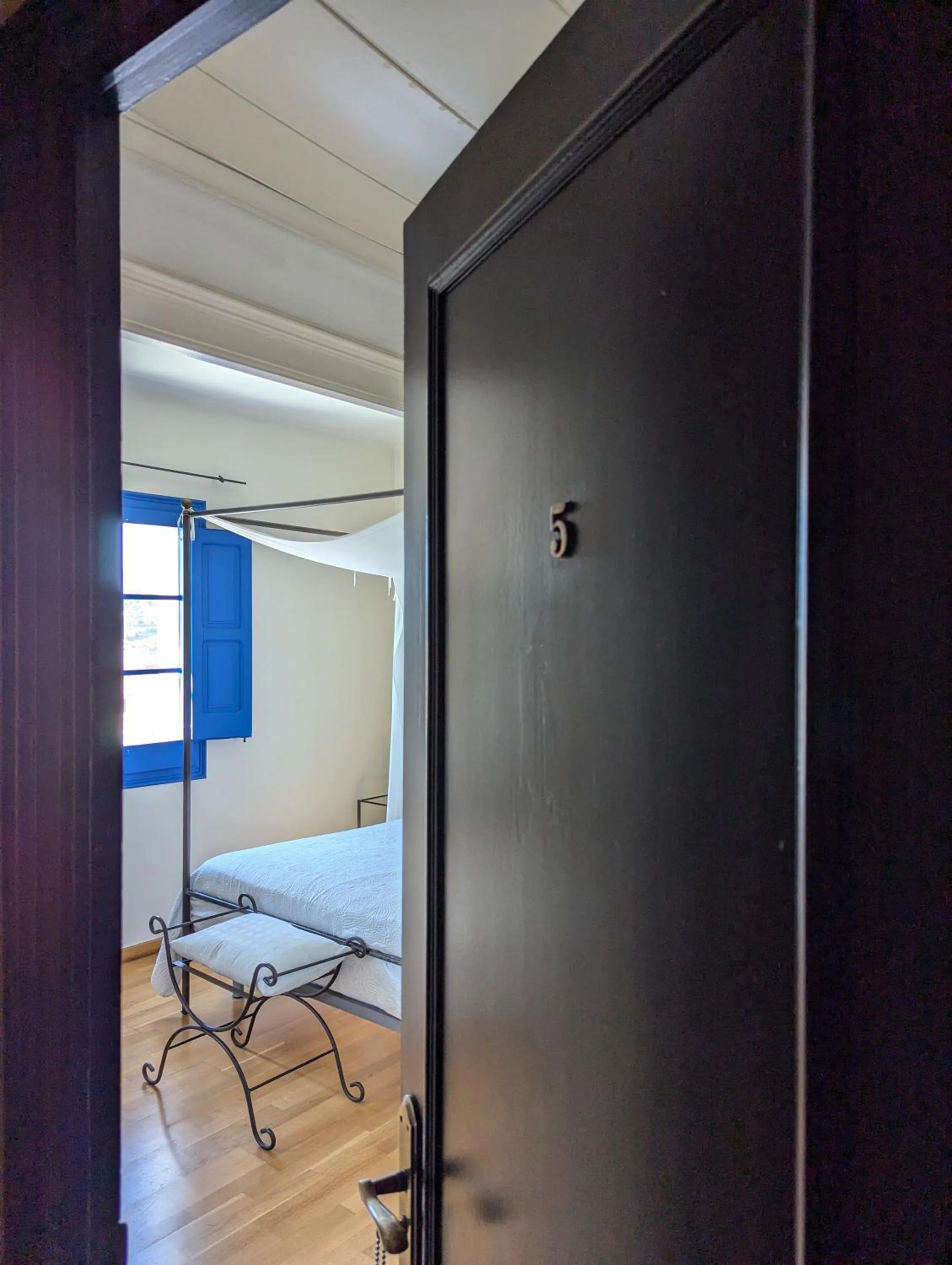 Bedroom, Bed in Hostal de la Plaça - Hotel Boutique