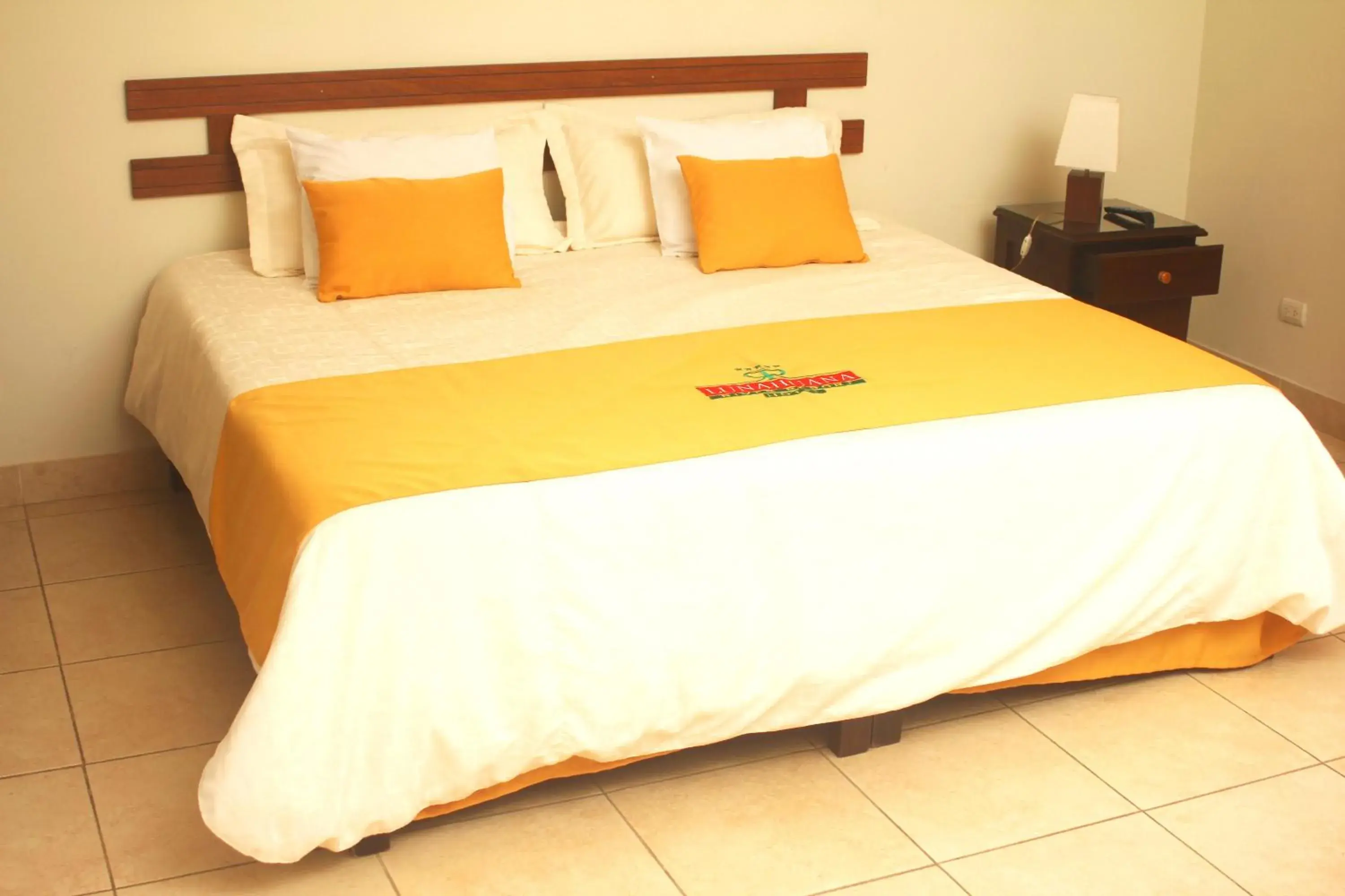 Double Room in Lunahuana River Resort Double Room in Lunahuana River Resort