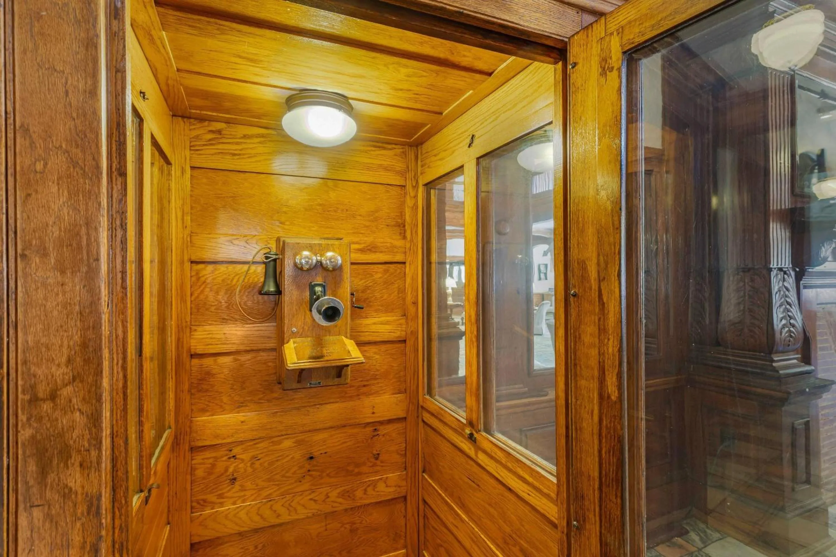 Lobby or reception in Windsor Hotel, an Ascend Collection Hotel