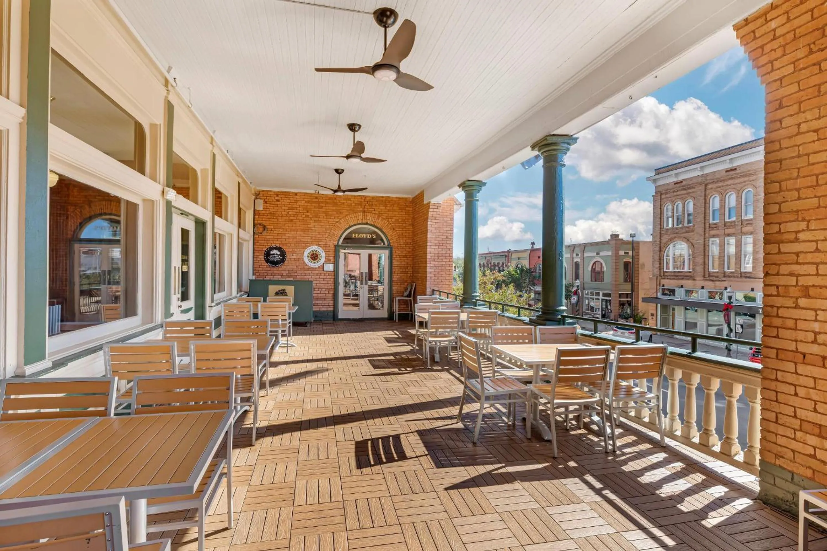 Restaurant/places to eat in Windsor Hotel, an Ascend Collection Hotel