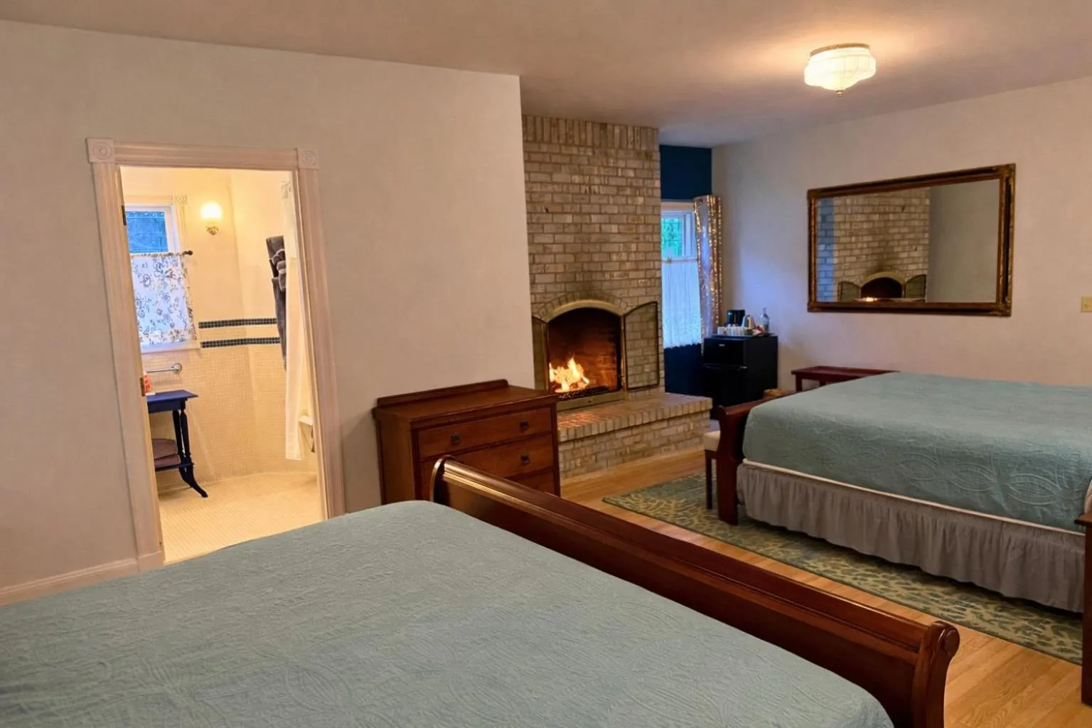 Bed in The Edenwild Boutique Inn