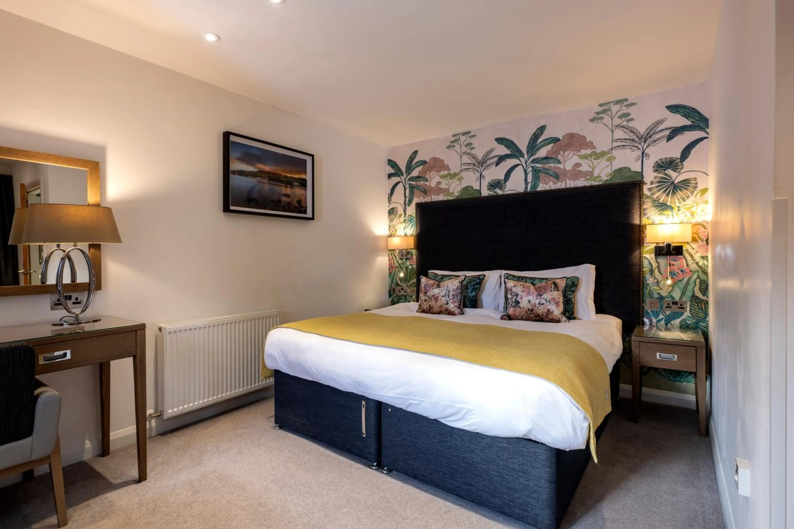 Bedroom, Bed in Skeabost House Hotel