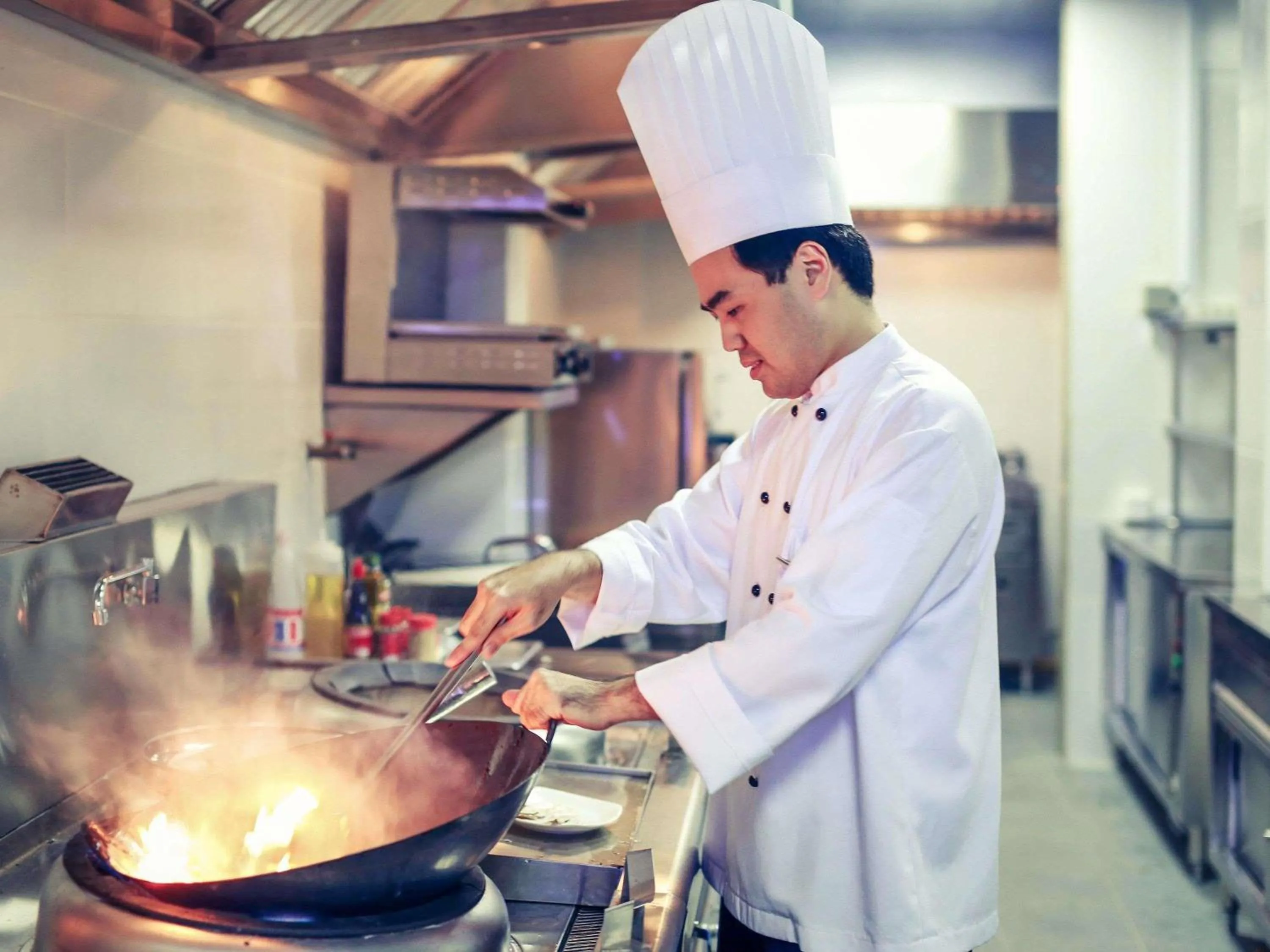 Restaurant/places to eat in Mercure Jakarta Sabang