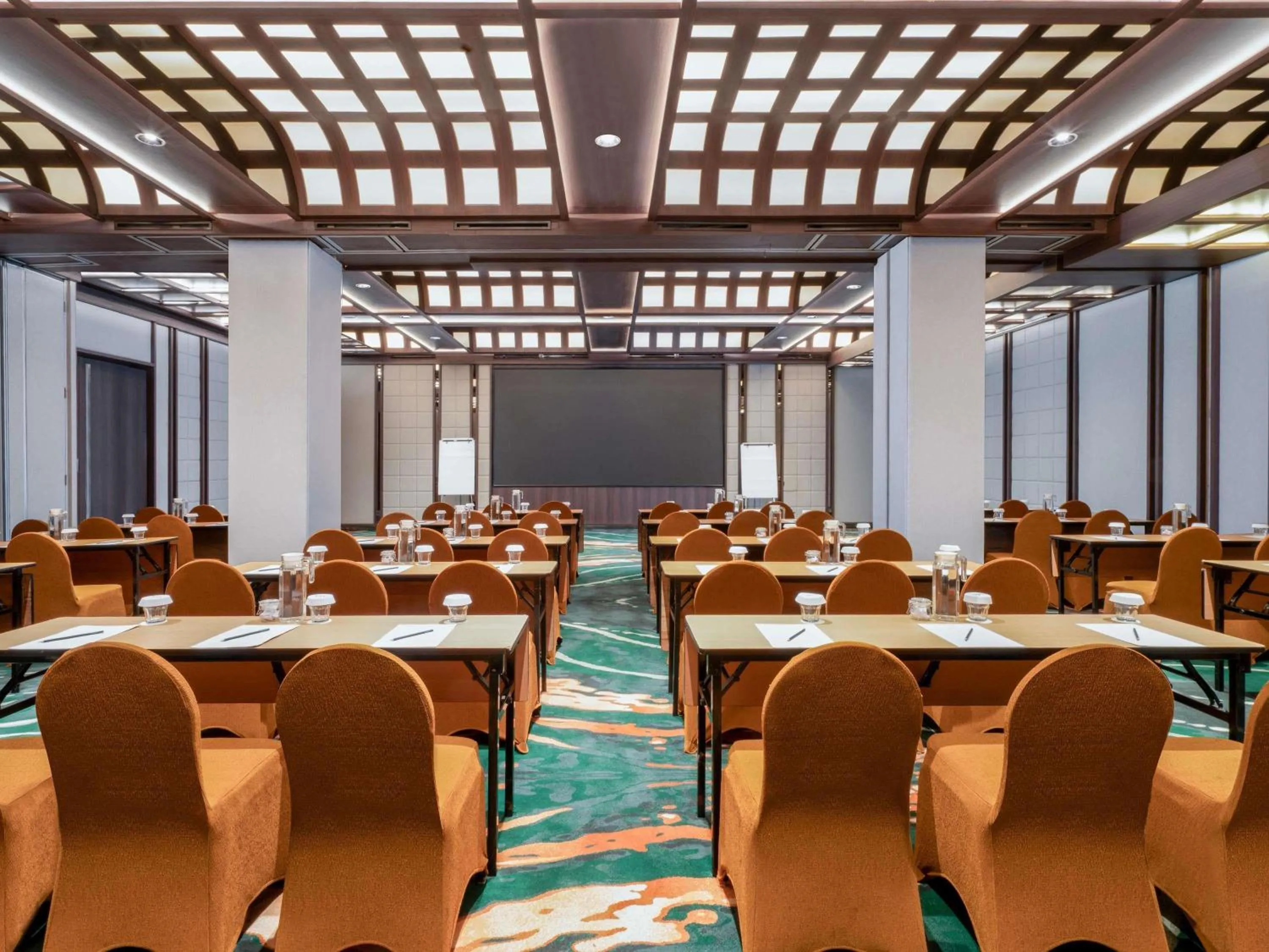 Meeting/conference room in Mercure Jakarta Sabang