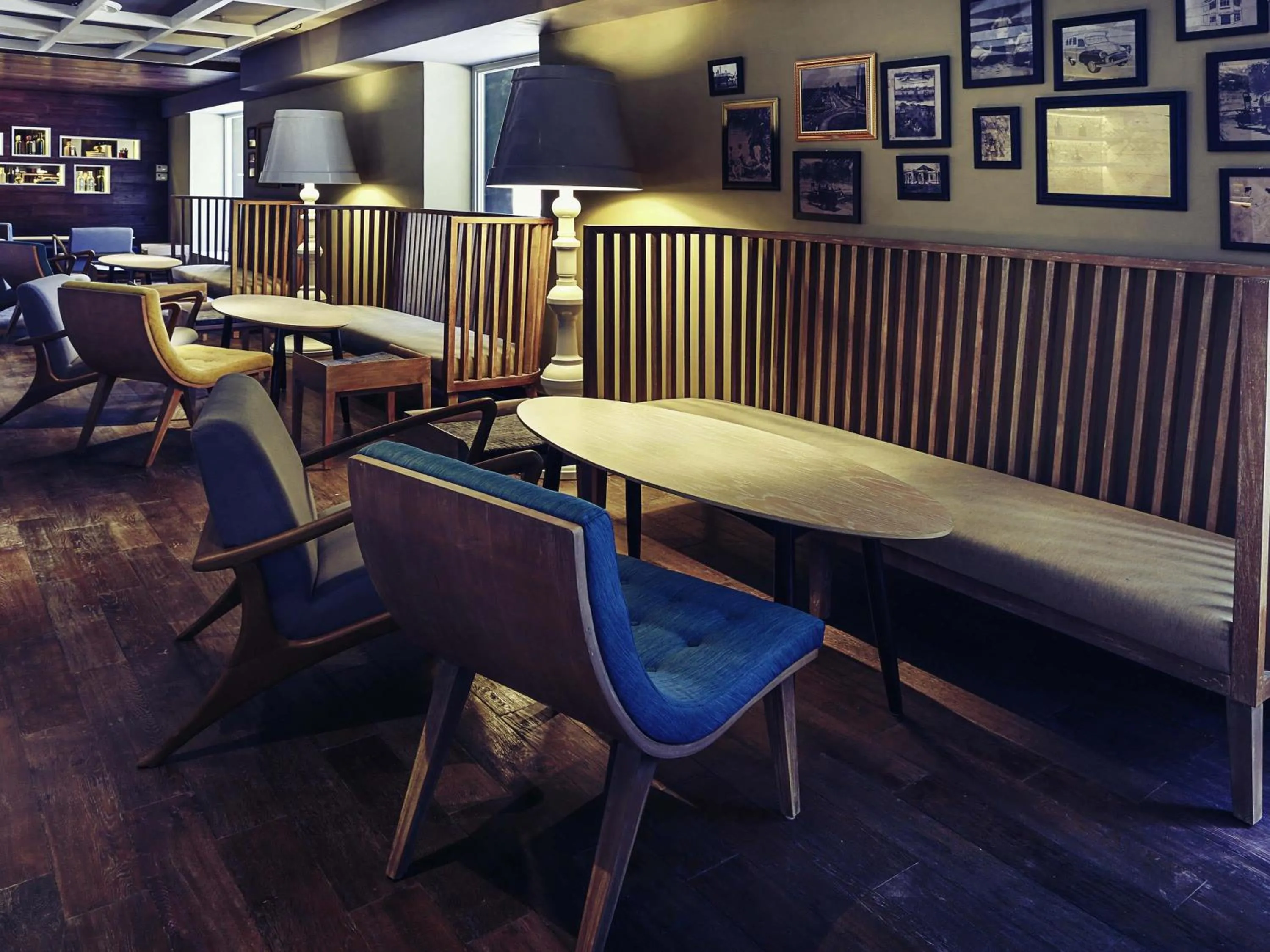 Lounge or bar in Mercure Jakarta Sabang