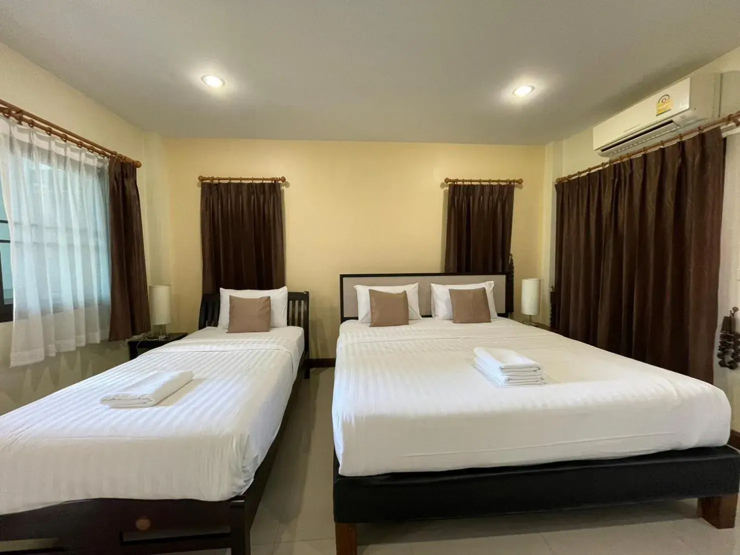 Standard Triple Room in Pak Ping Rim Khong Standard Triple Room in Pak Ping Rim Khong