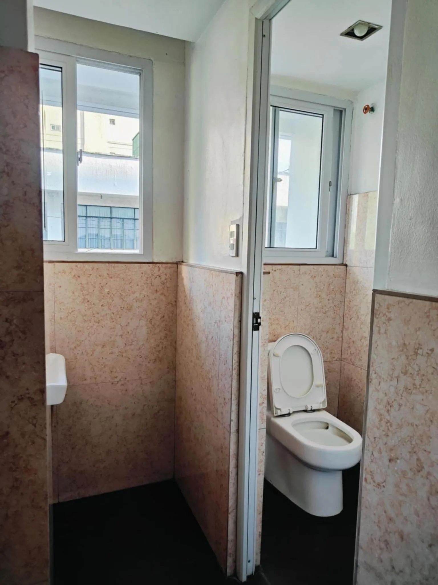 Stay Malate (Wanderers Guest House)