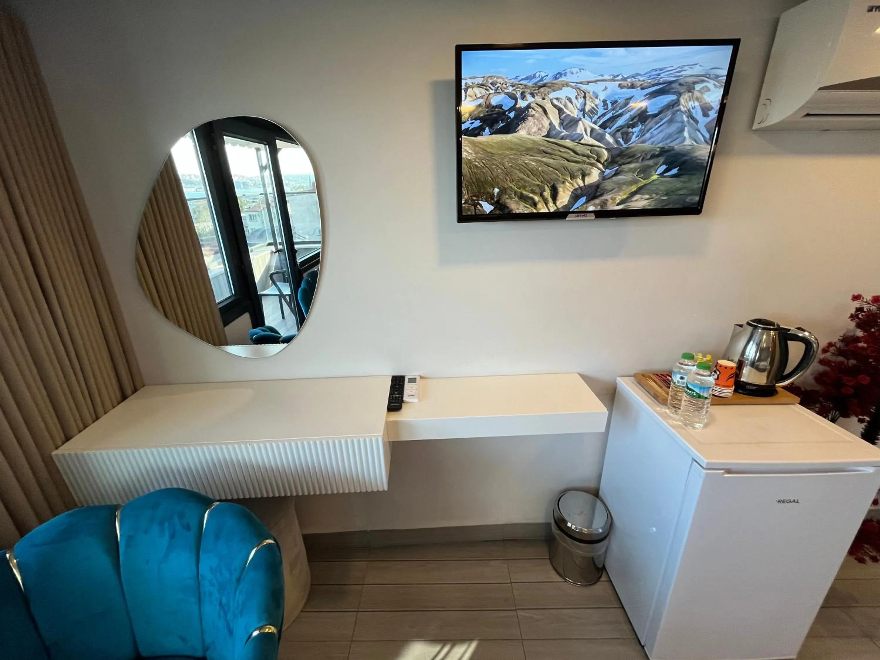 Kitchen or kitchenette in White Palace Haliç