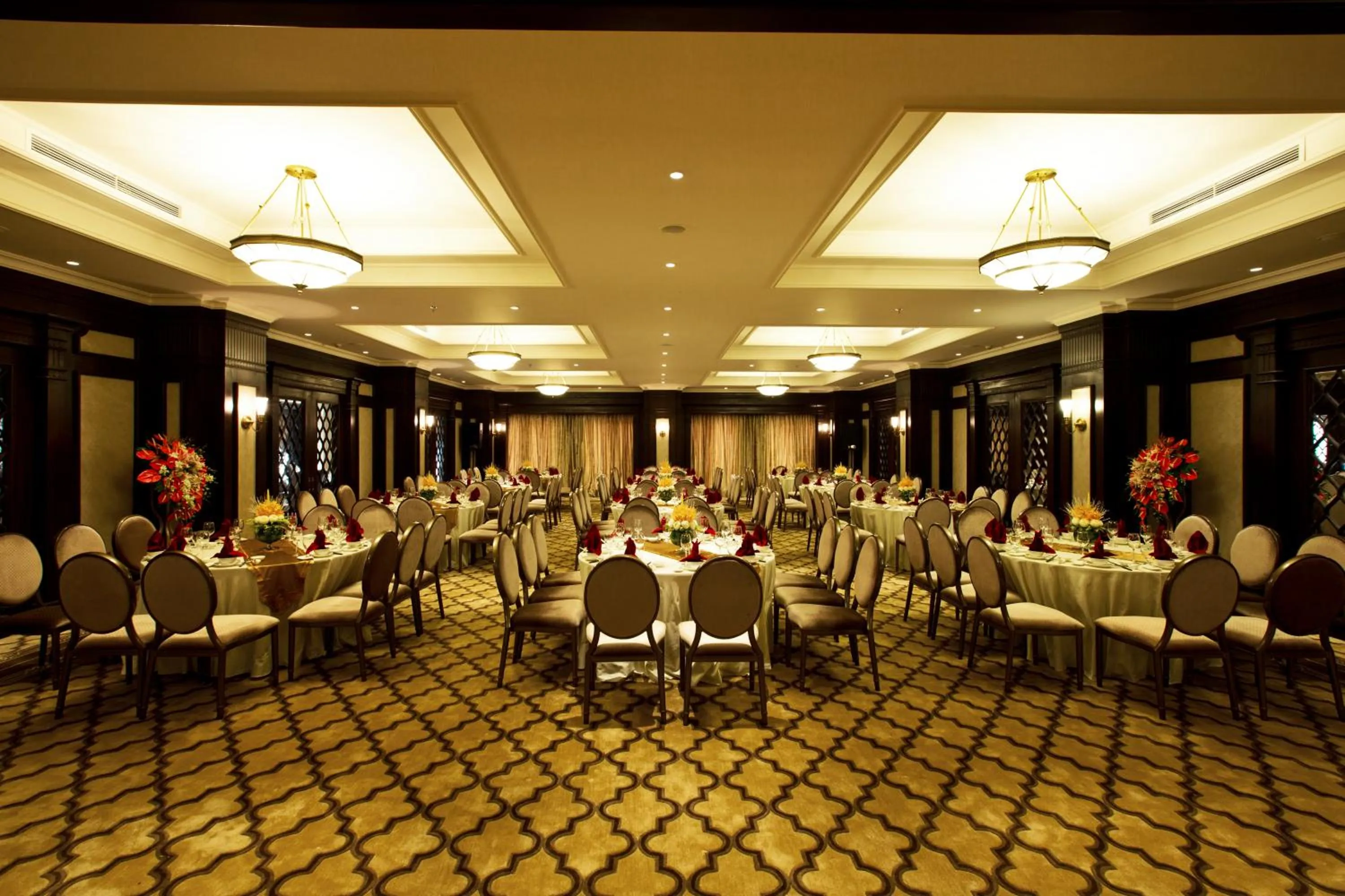 Restaurant/places to eat in Eldora Hotel