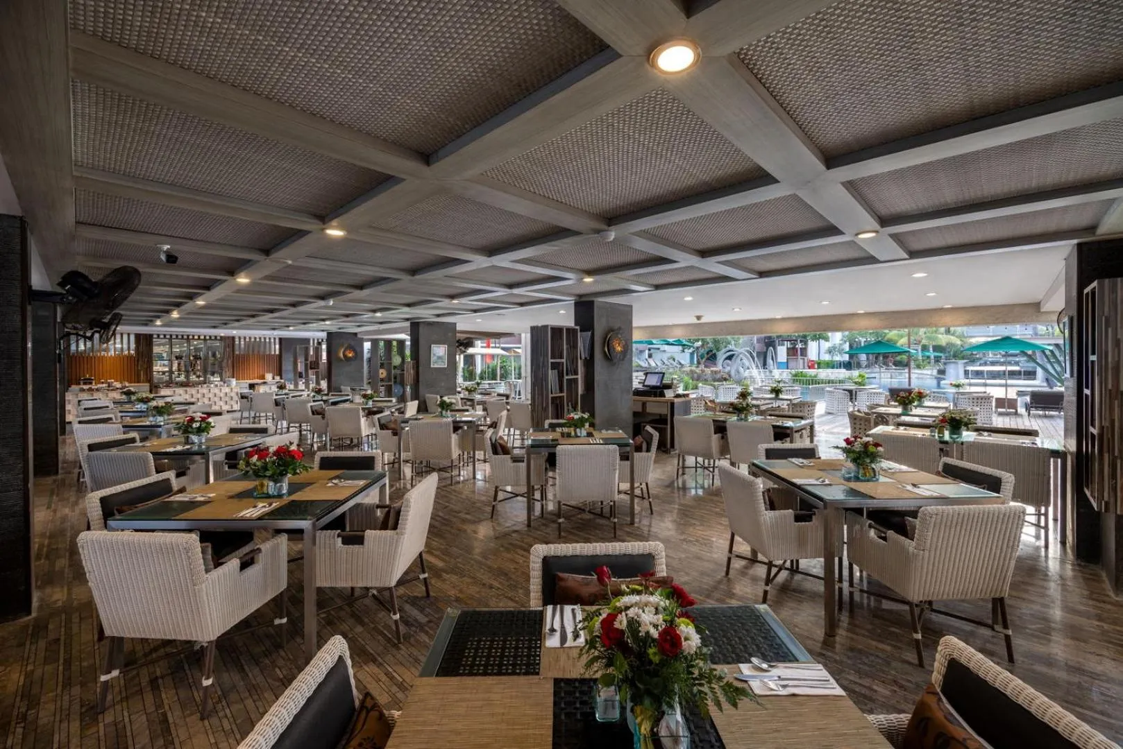 Restaurant/places to eat in Sanur Resort Watujimbar