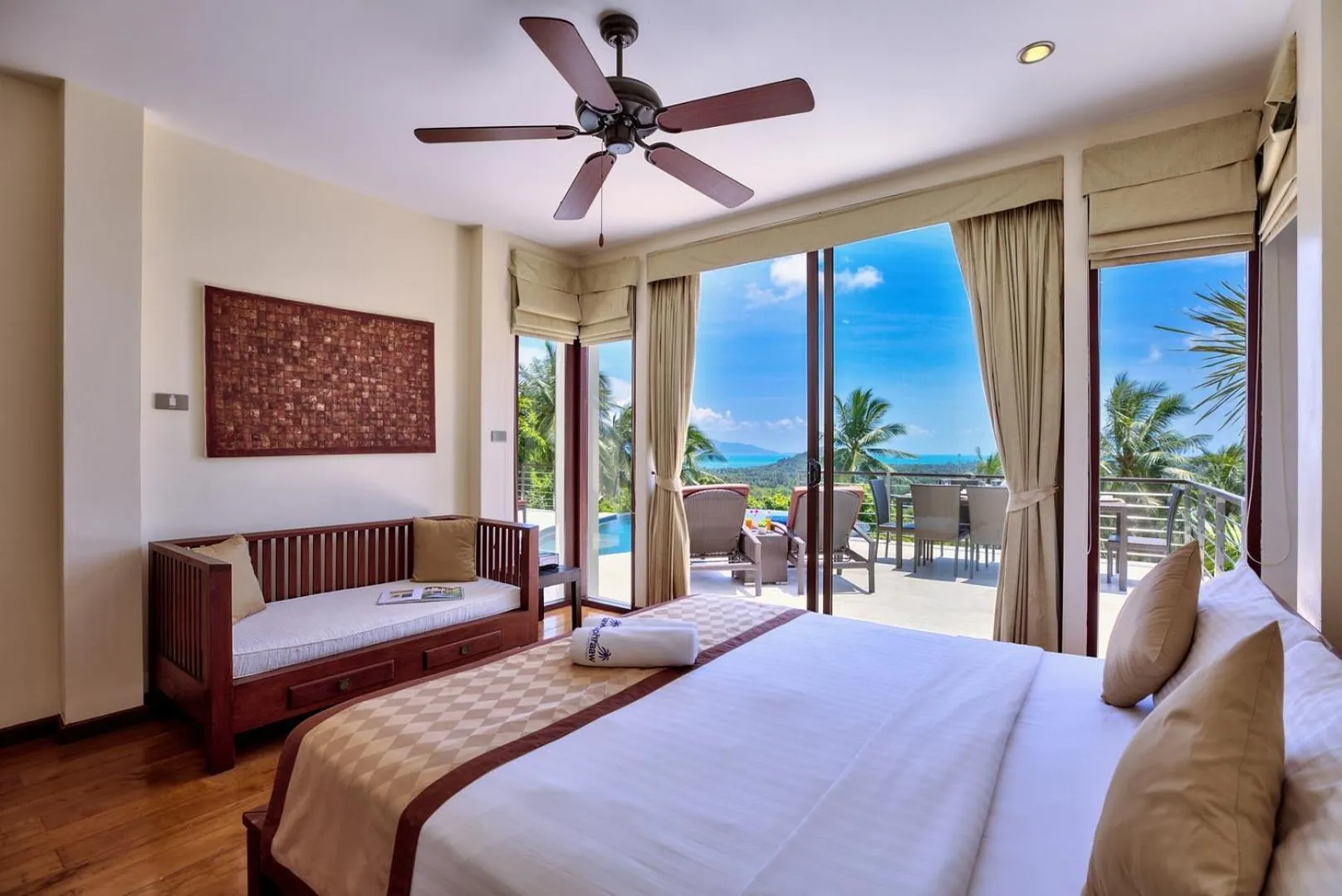 Photo of the whole room, Bed in Villa Ma Phraaw - Ban Tai Ocean View Villa