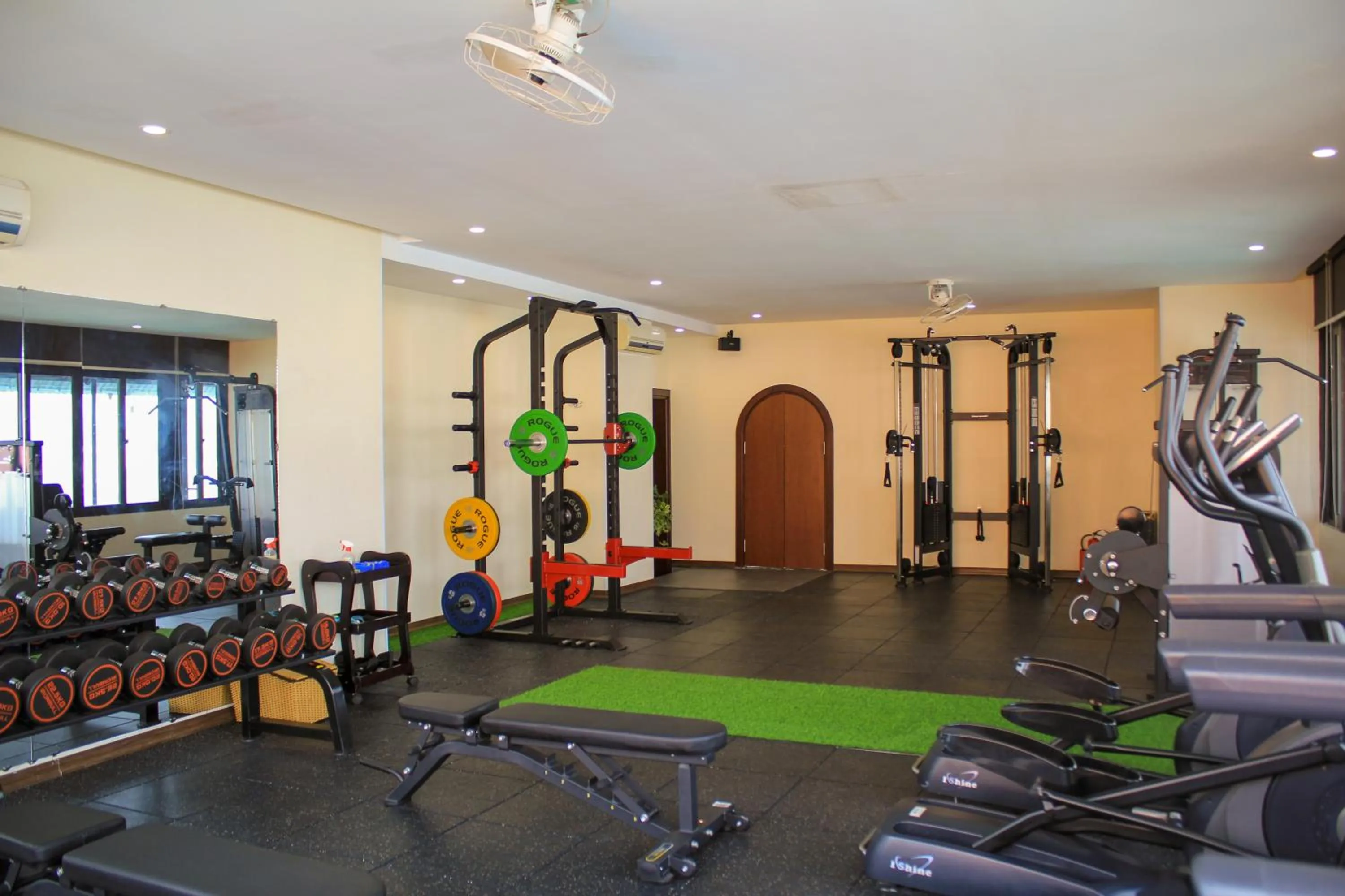 Fitness centre/facilities in Thanh Lich Royal Boutique