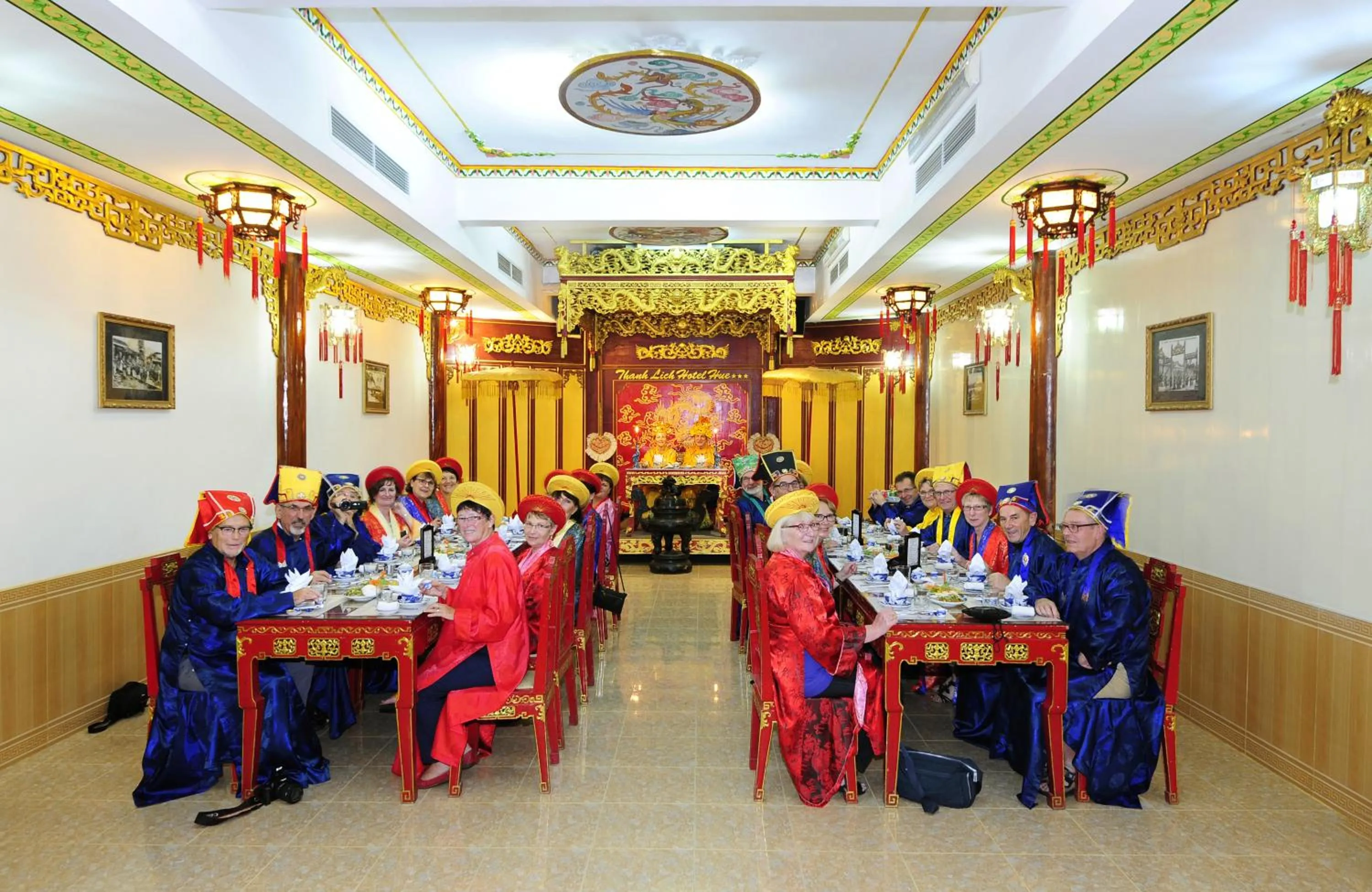 Restaurant/places to eat in Thanh Lich Royal Boutique