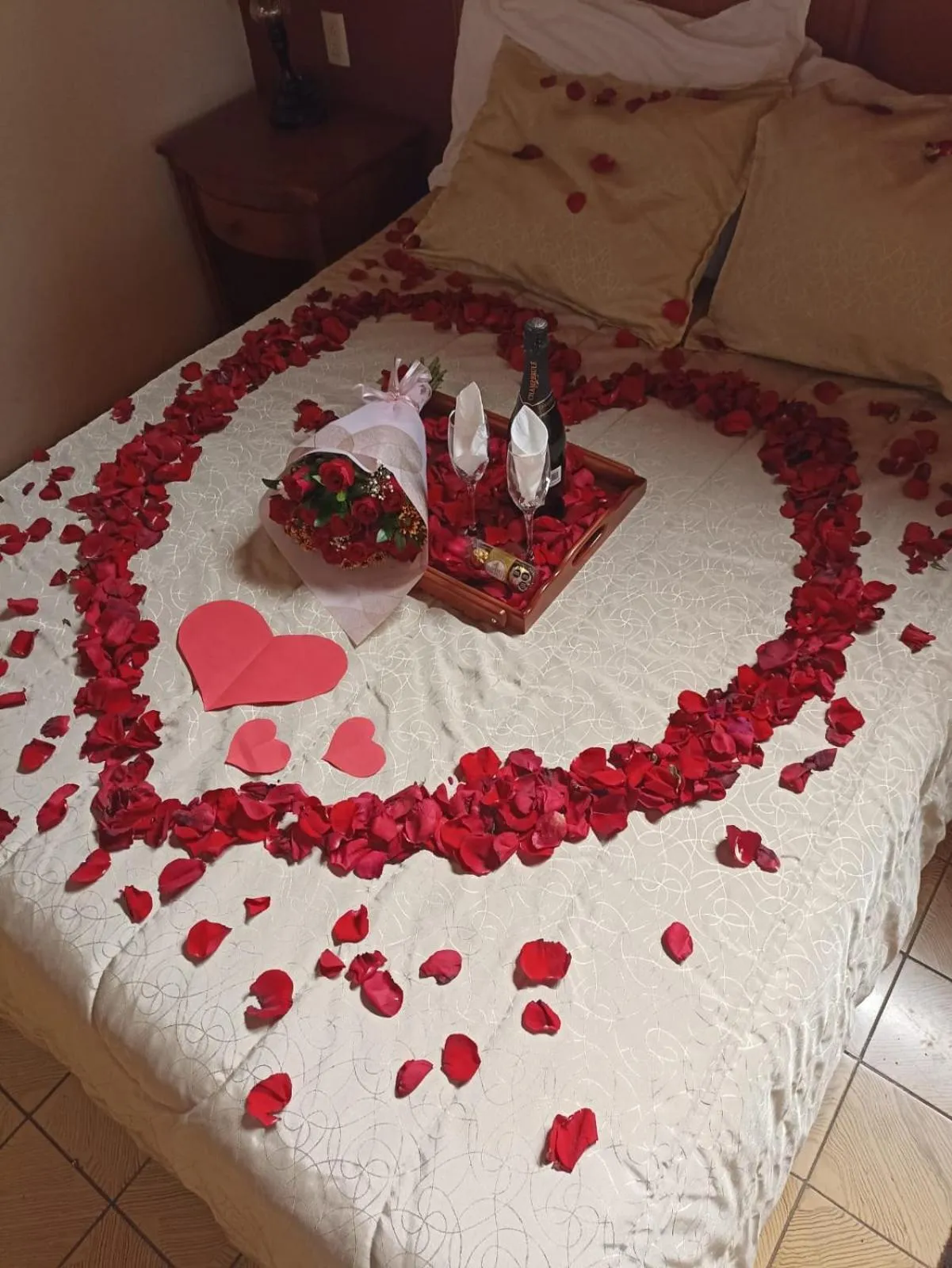 Decorative detail, Bed in HOTEL PLAZA VASCO