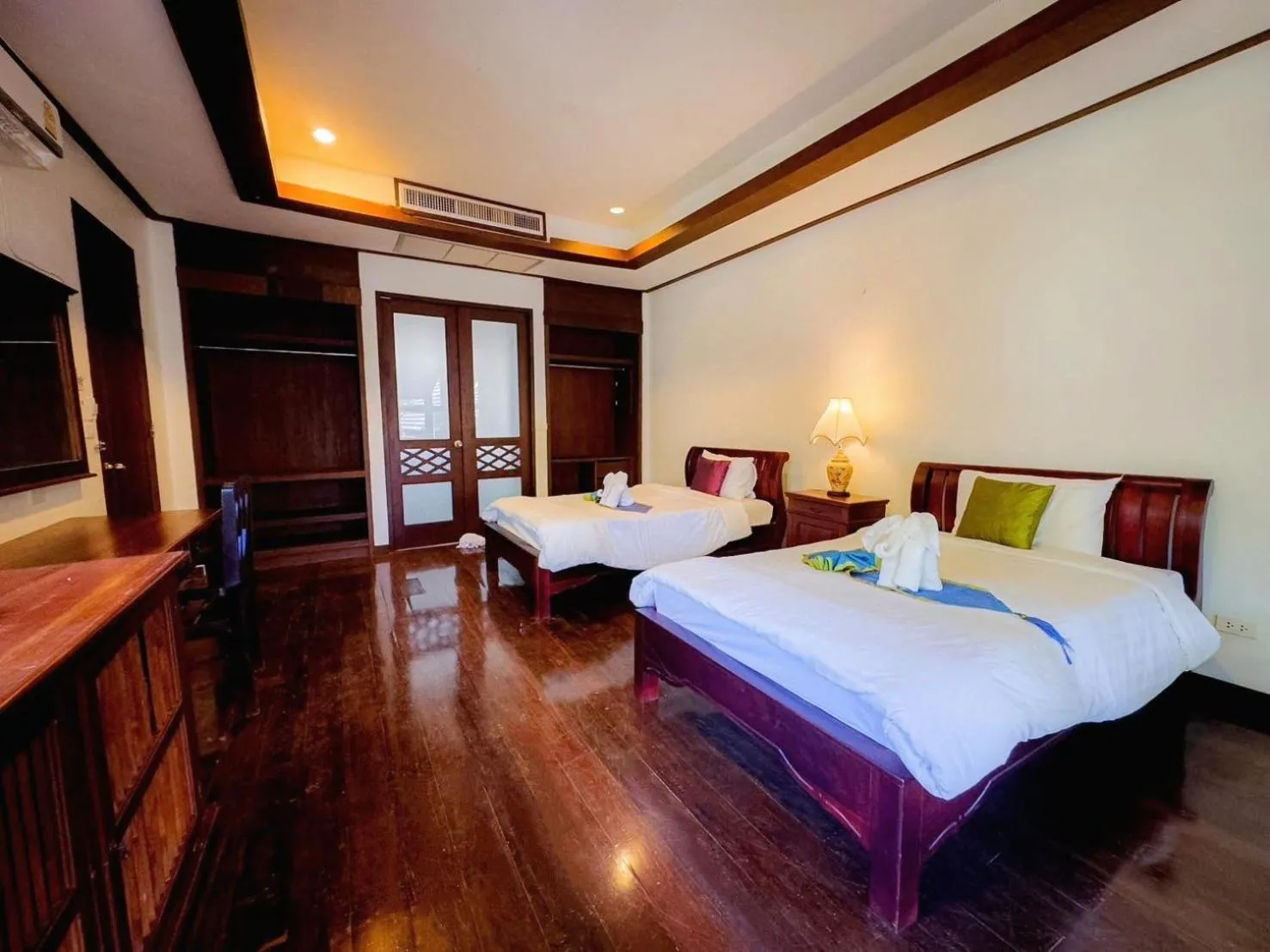 Bed in Kooncharaburi Resort - Koh Chang