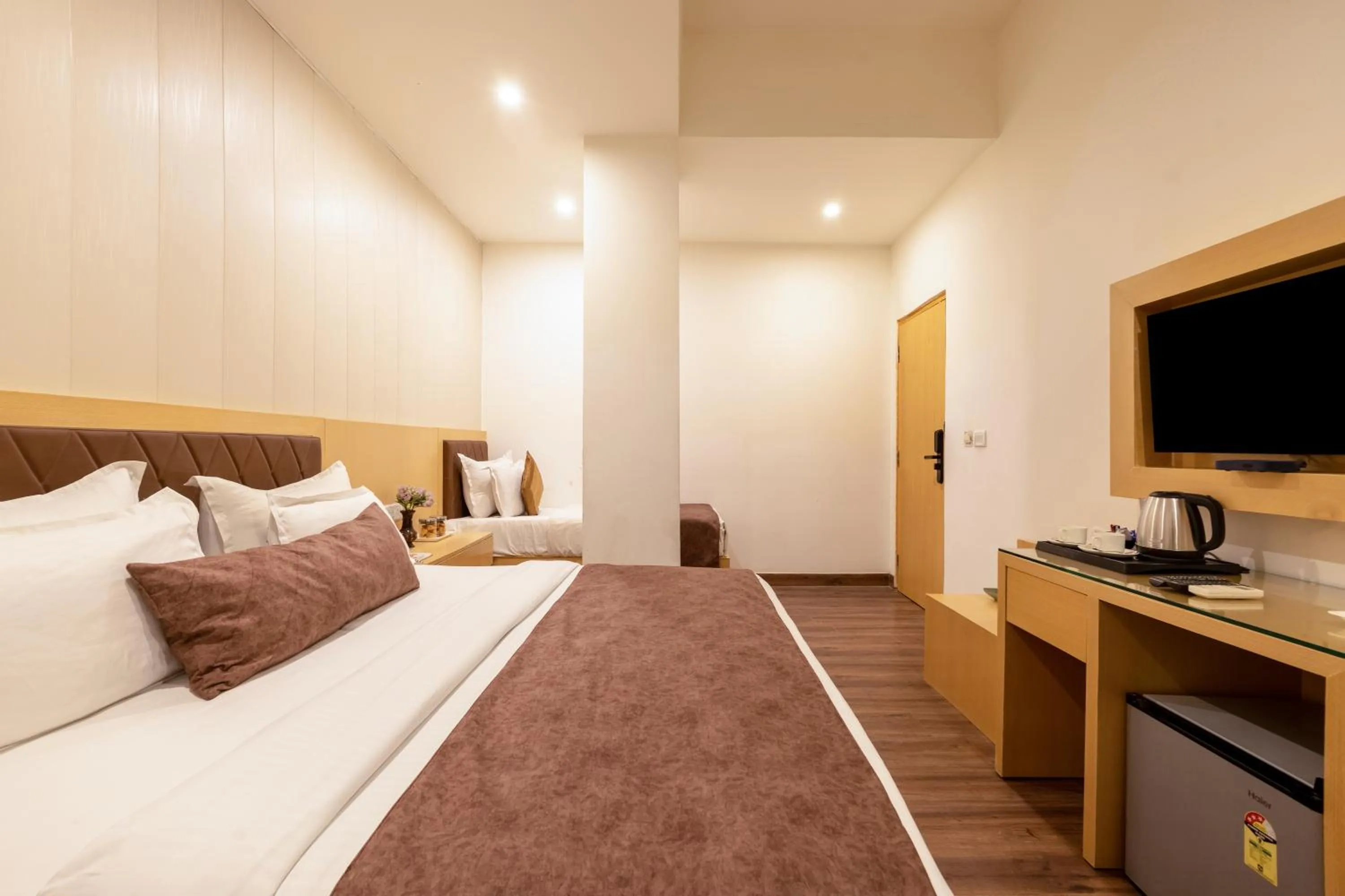 Bed in Yahobhoomi Hotel Tashree Dwarka Sector 23