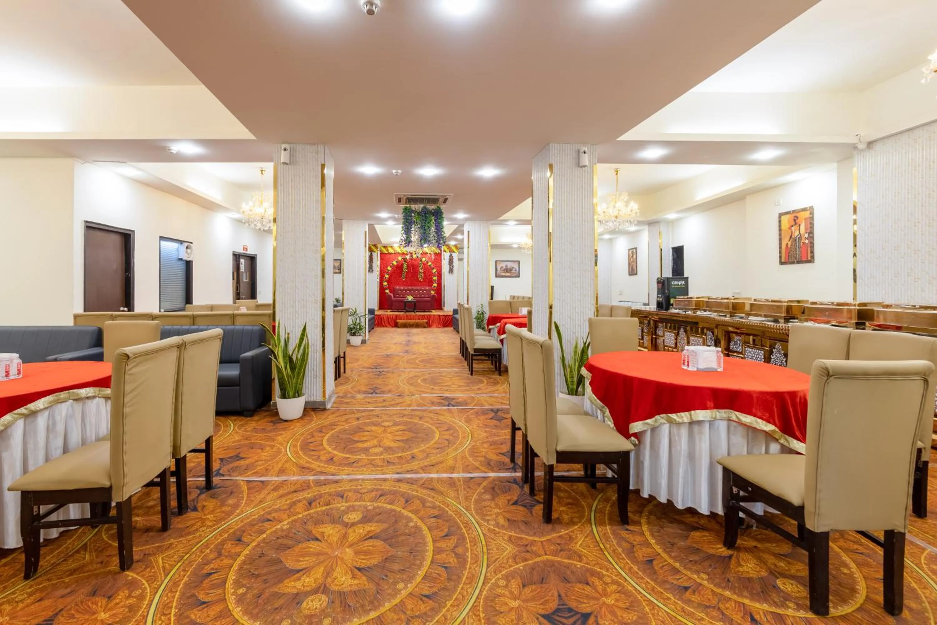 Yahobhoomi Hotel Tashree Dwarka Sector 23