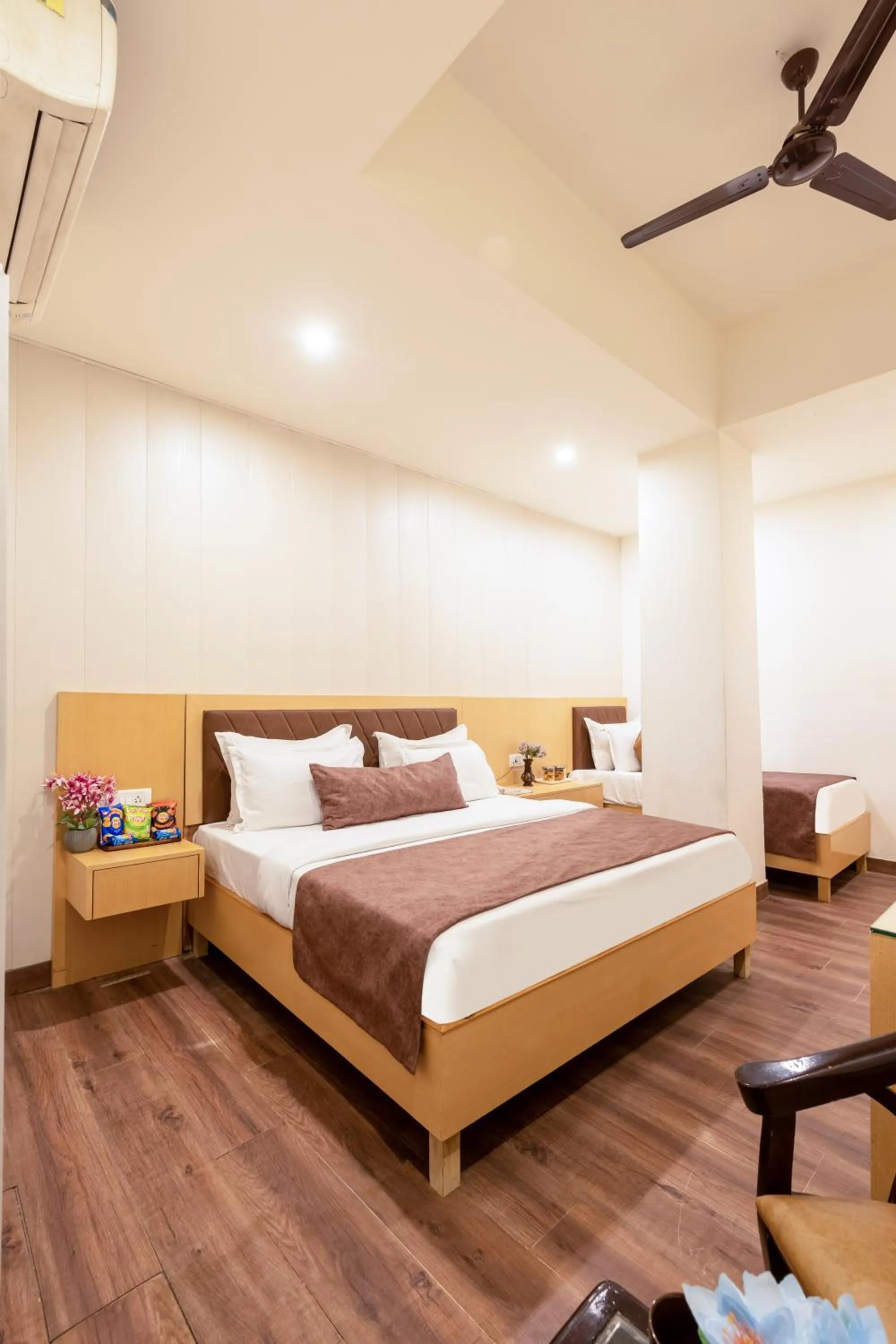 Bed in Yahobhoomi Hotel Tashree Dwarka Sector 23