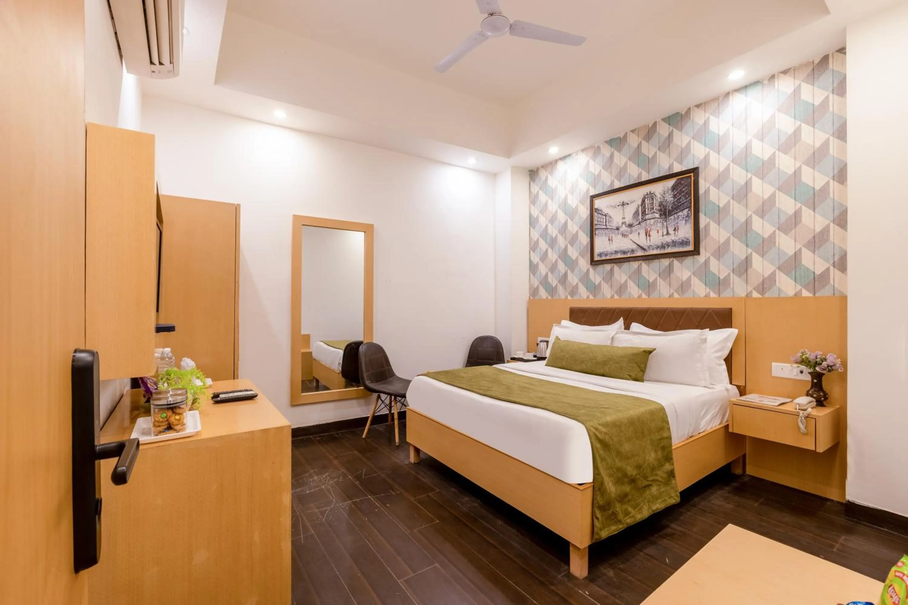 Bed in Yahobhoomi Hotel Tashree Dwarka Sector 23