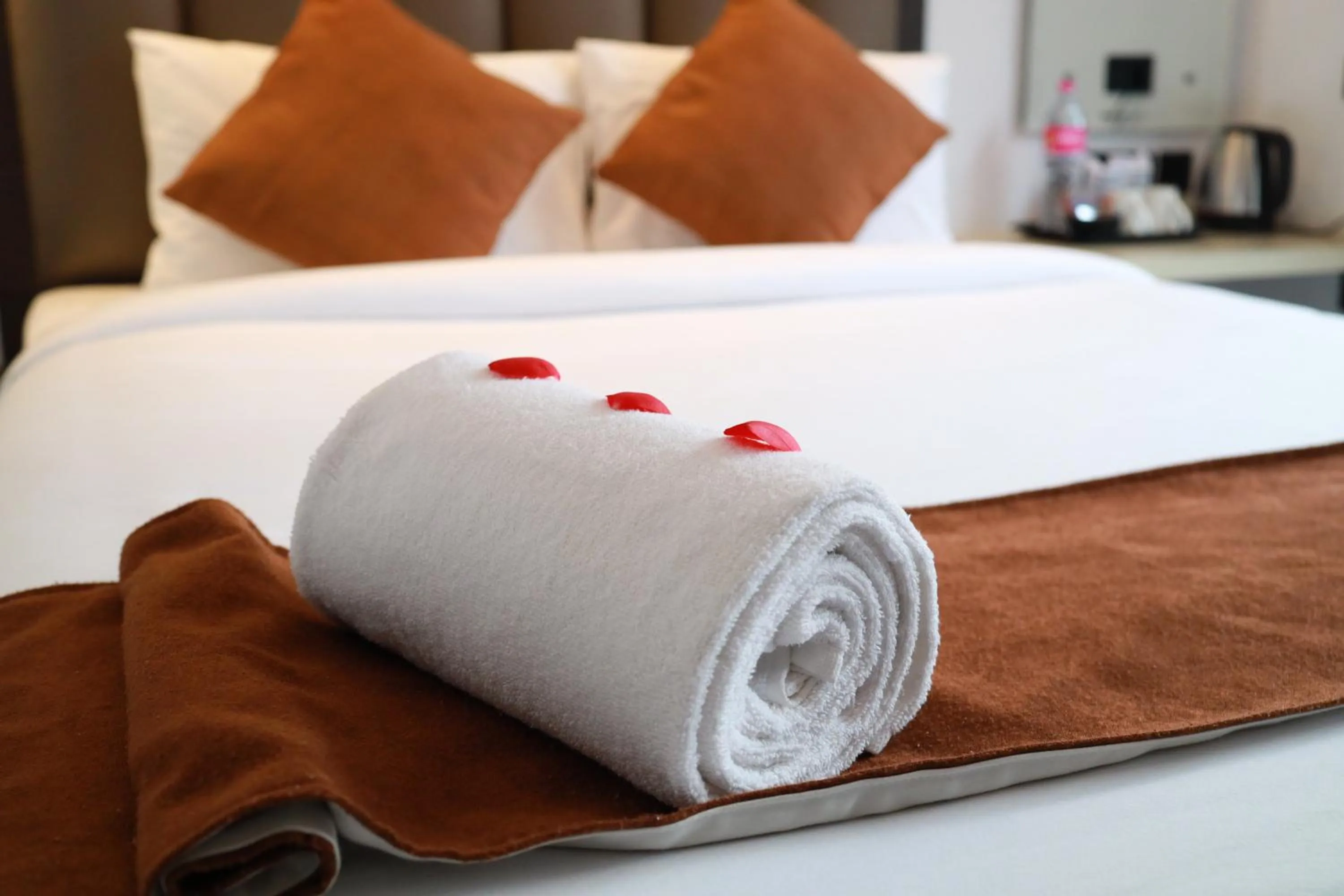 towels, Bed in Goodland Elegance