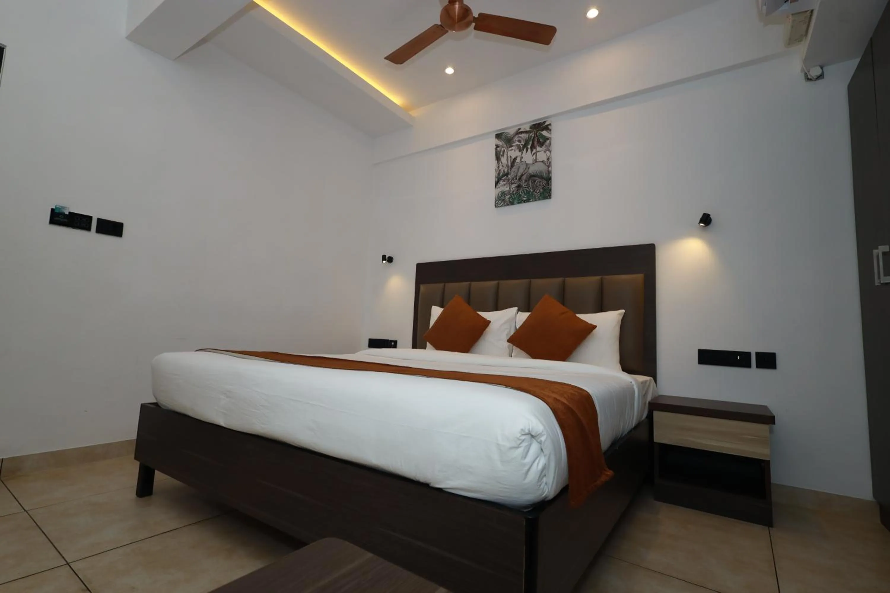 Bed in Goodland Elegance