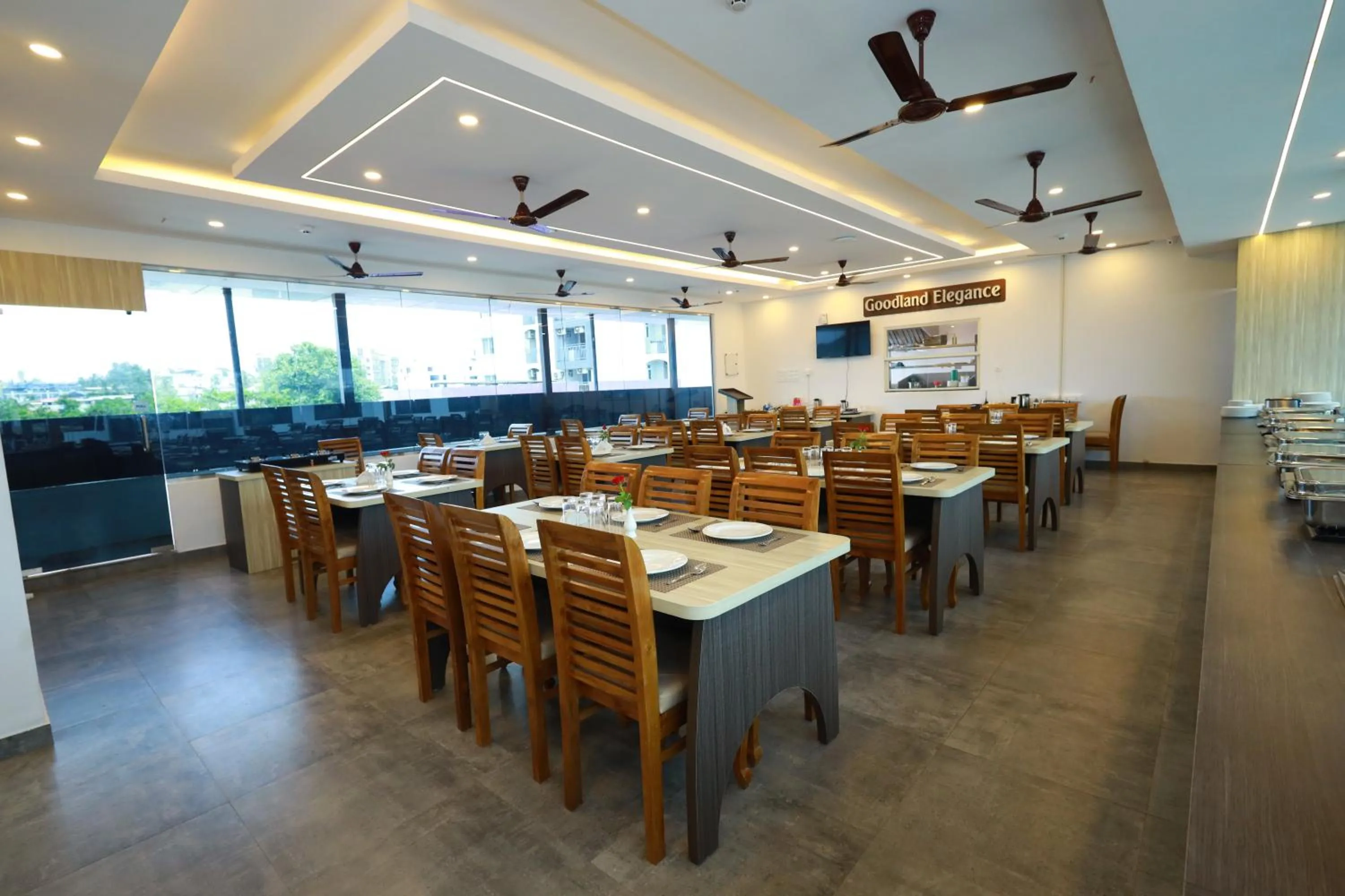 Restaurant/places to eat in Goodland Elegance