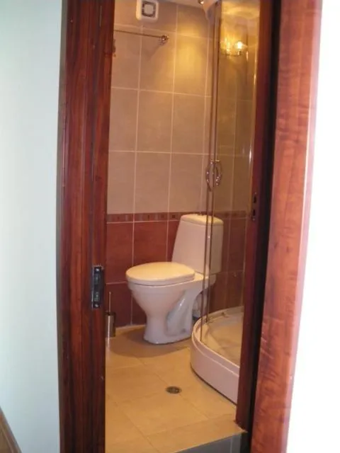 Bathroom in Brani Family Hotel