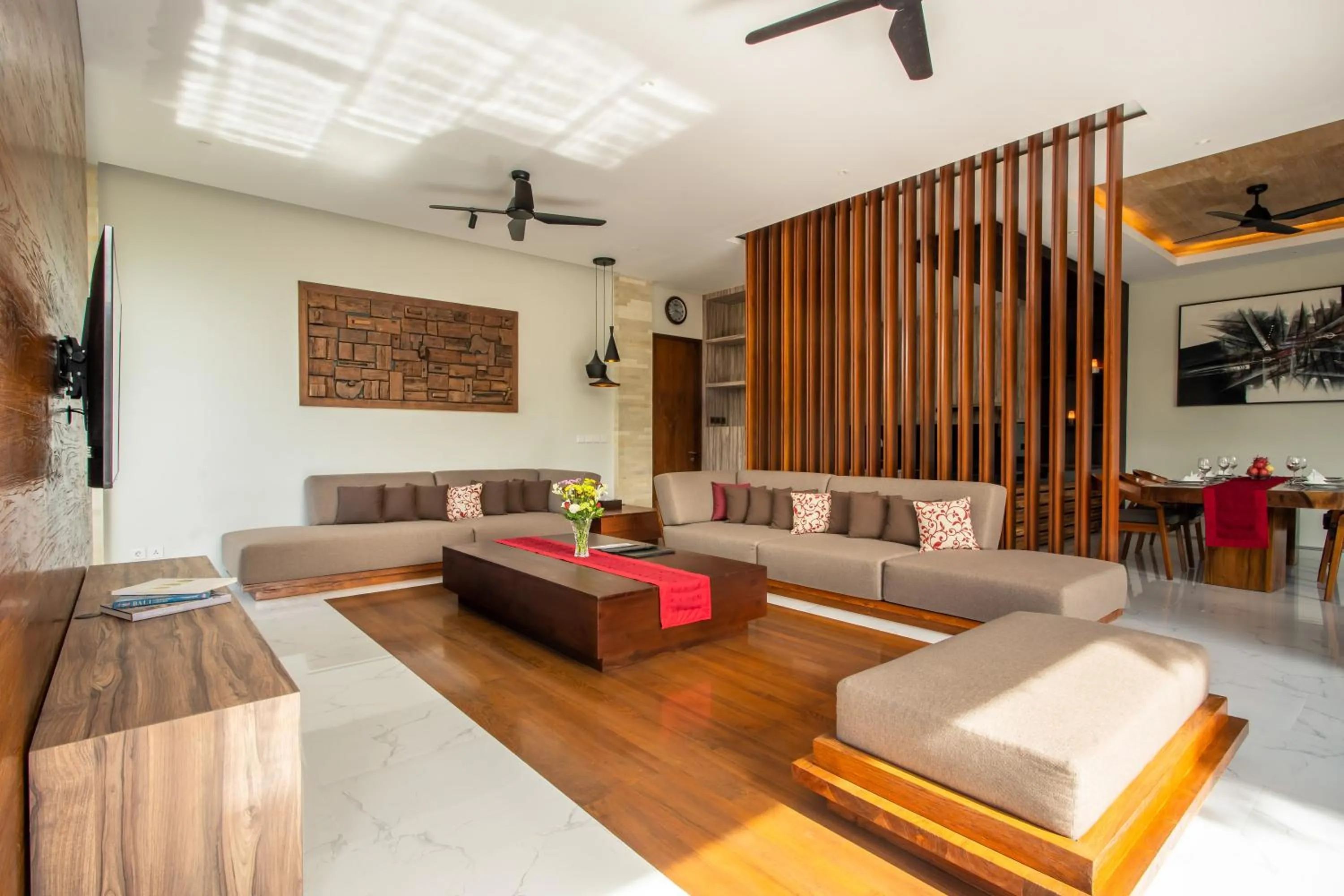 Communal lounge/ TV room in The Amarta Villa