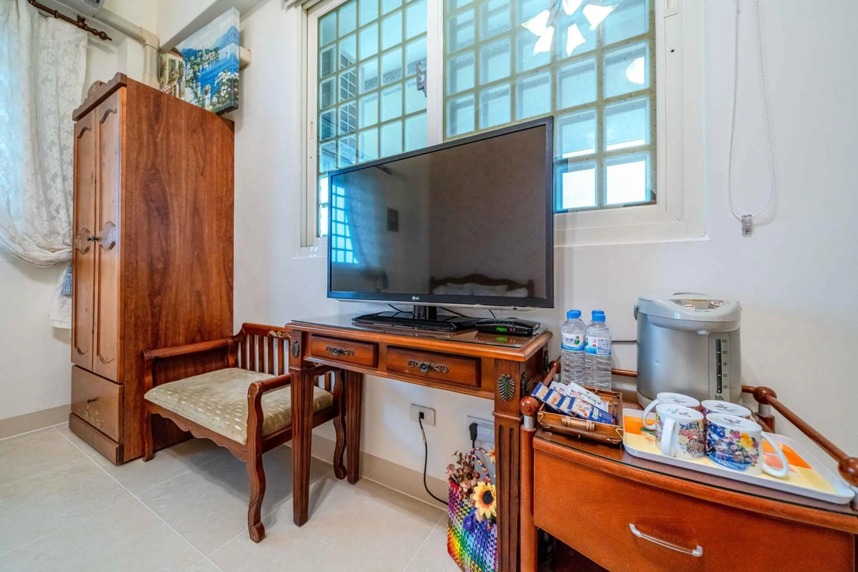 TV and multimedia in Evergreen Garden House