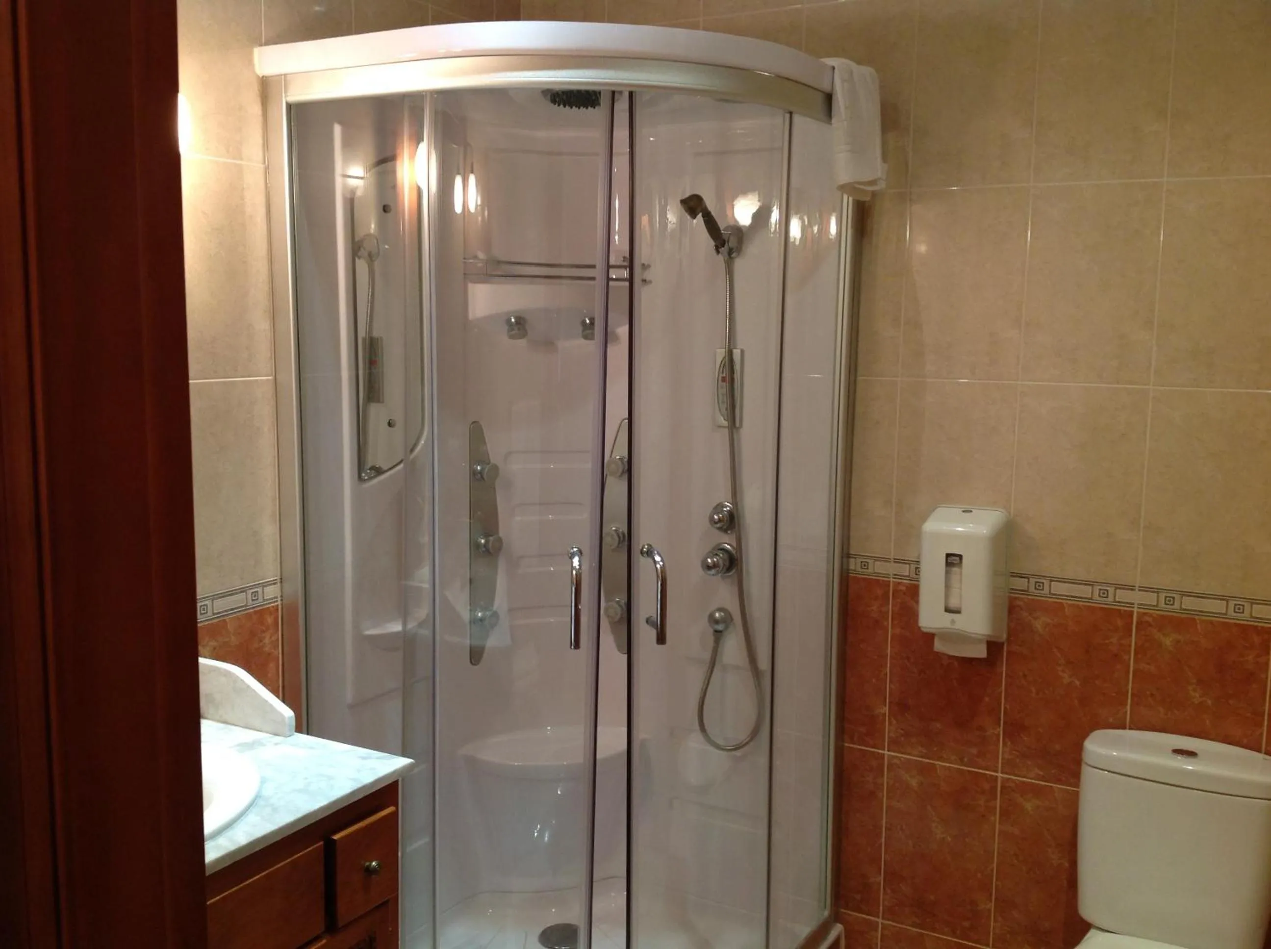 Bathroom in Hotel Julio