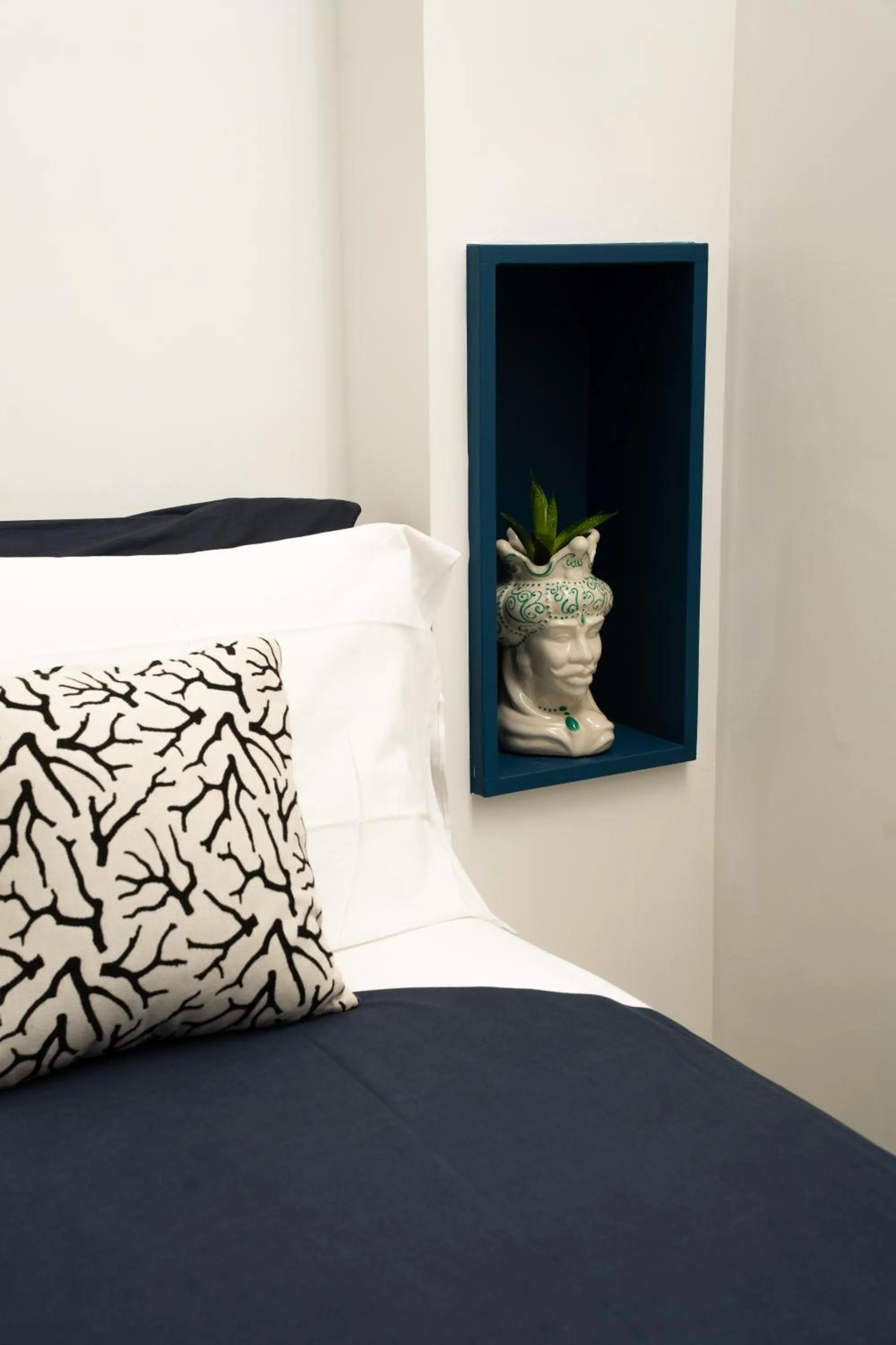 Bed in 1912 Relais - Sorrento Coast