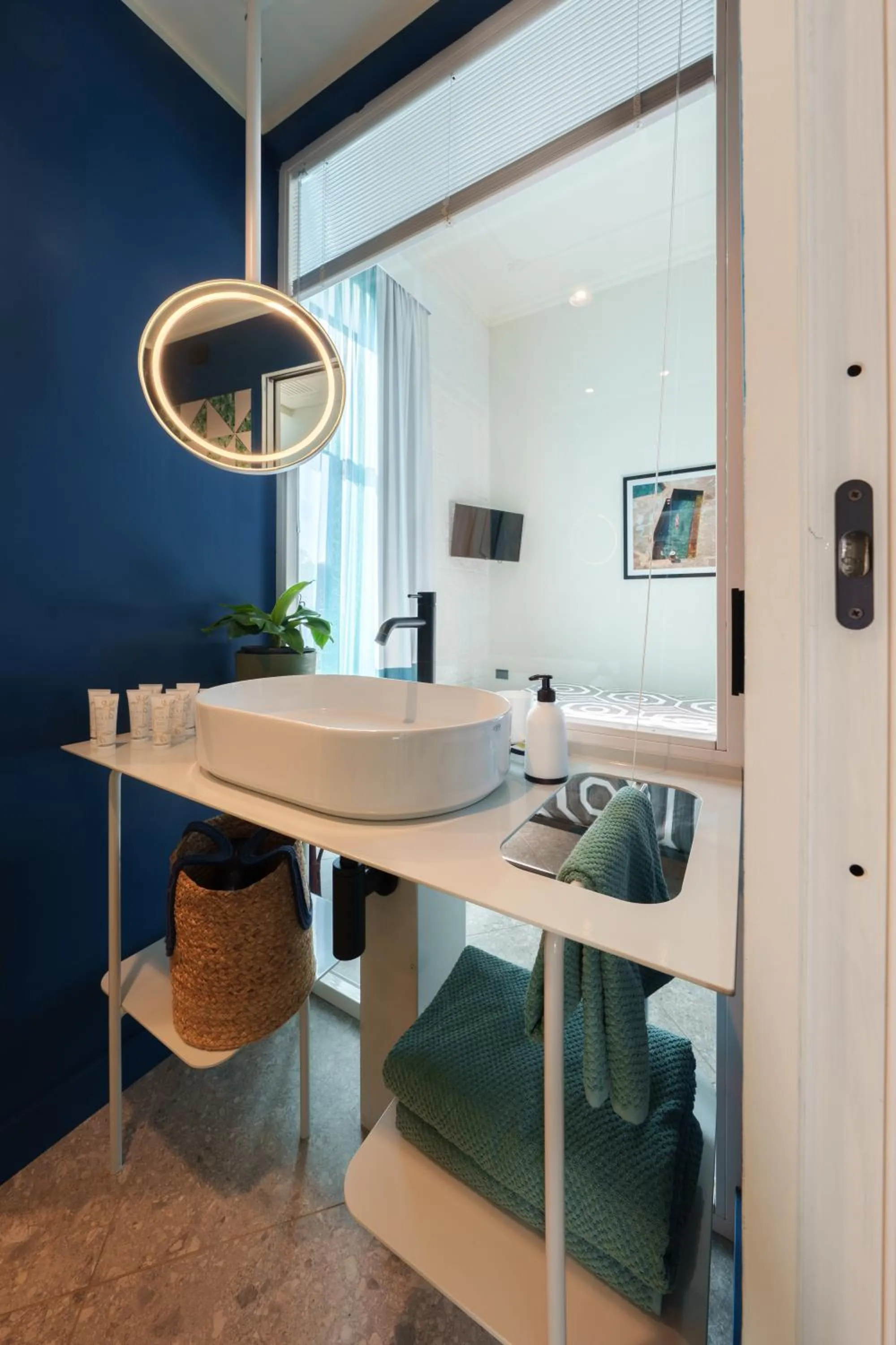 Bathroom in 1912 Relais - Sorrento Coast