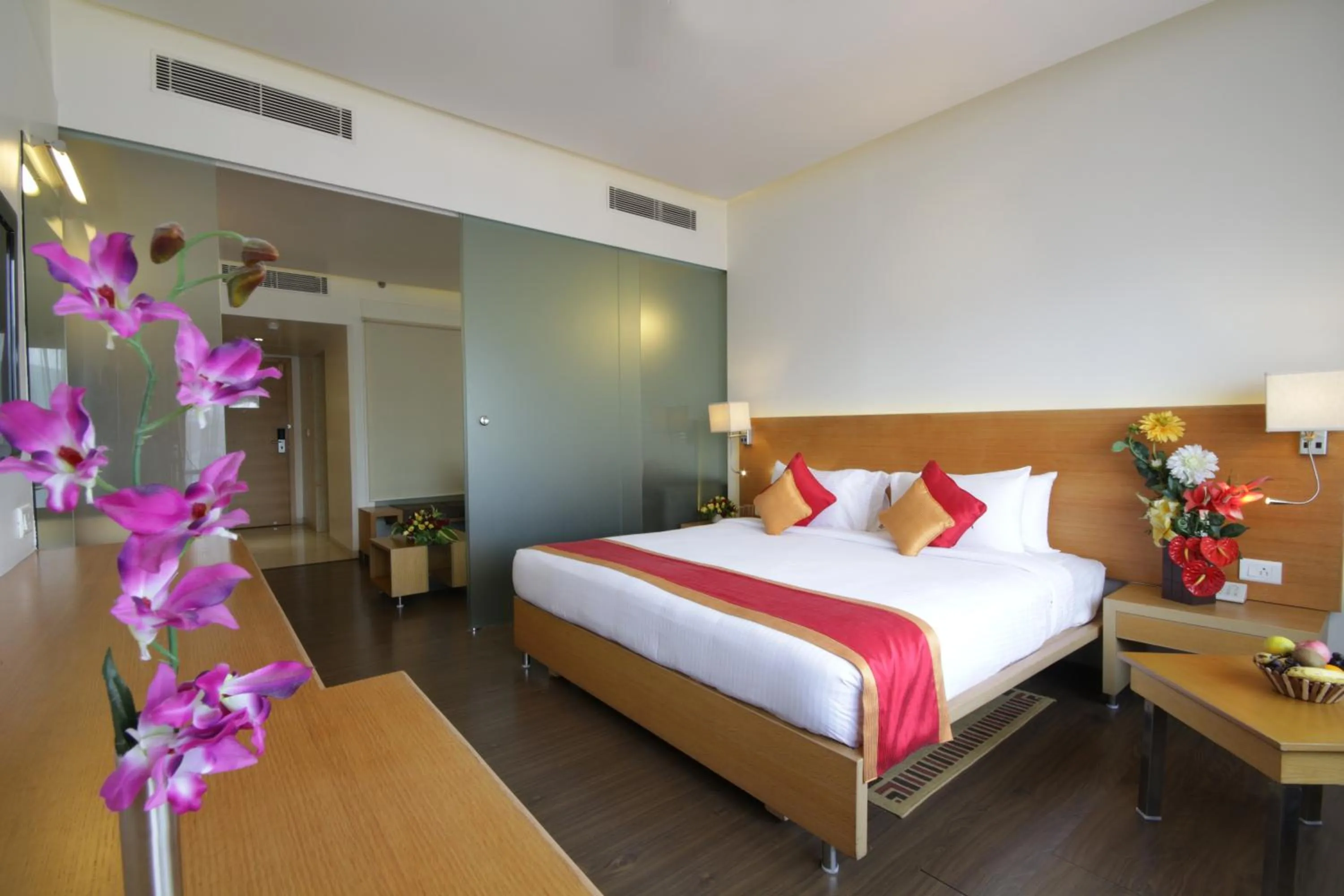 Photo of the whole room, Bed in Dolphin Hotel