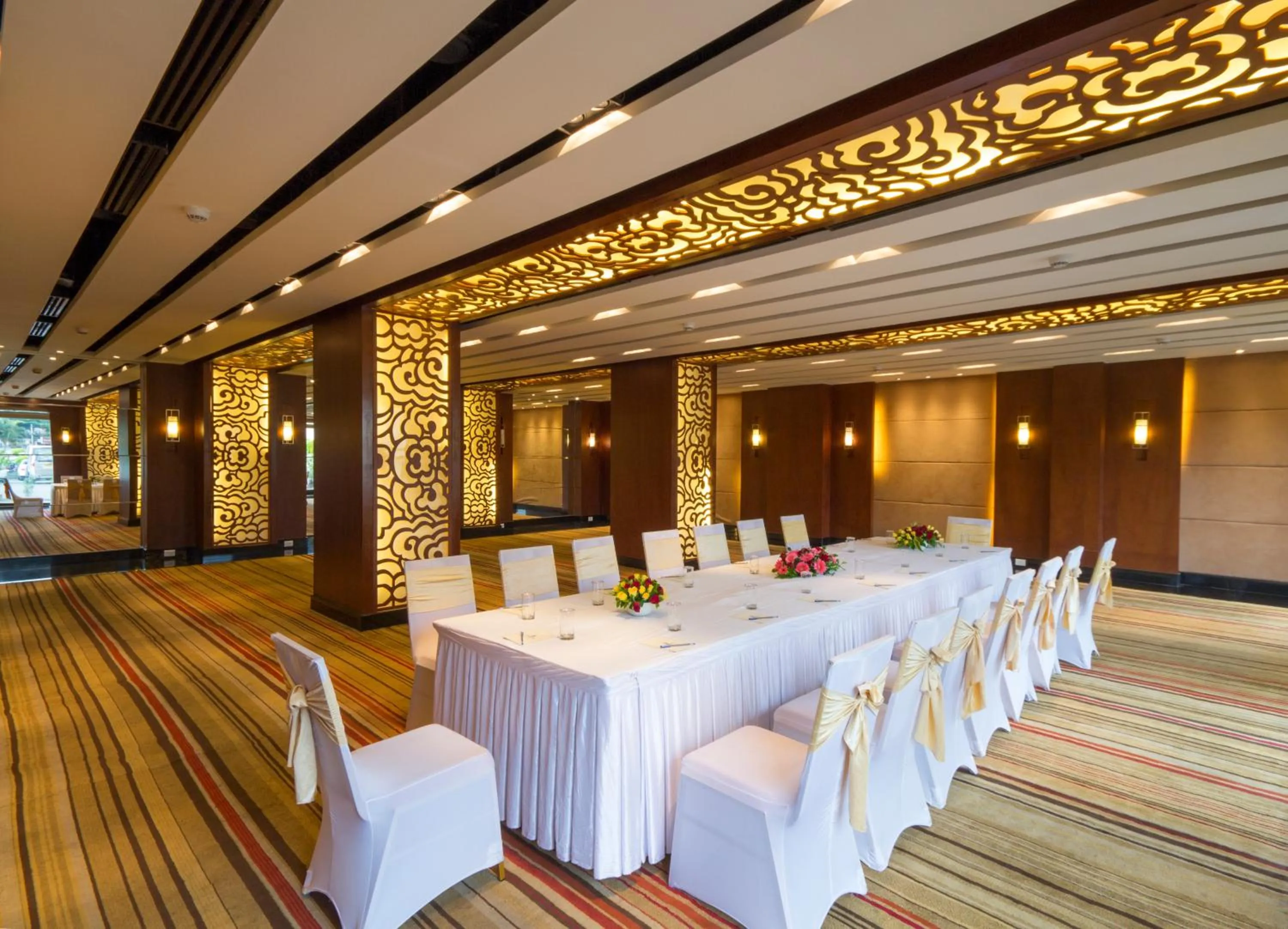 Banquet/Function facilities in Dolphin Hotel