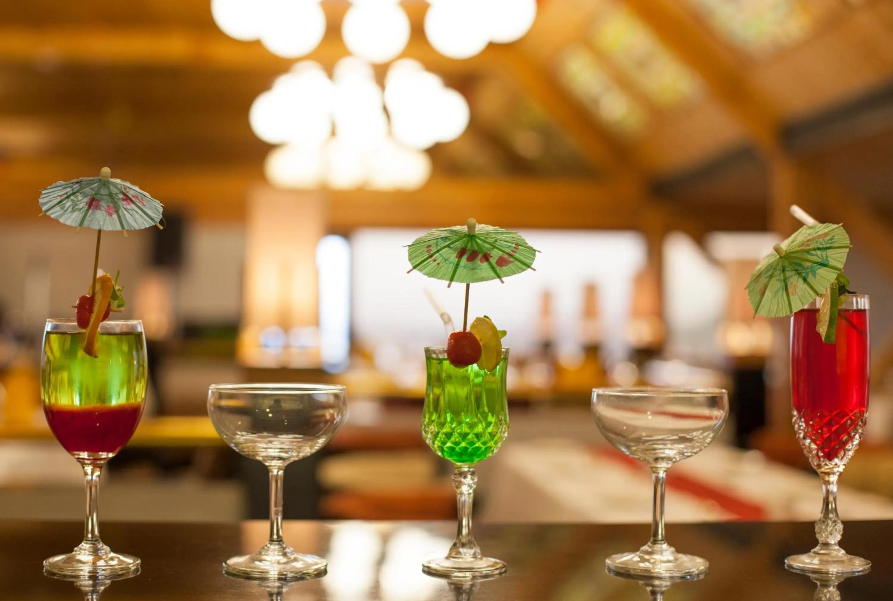 Restaurant/places to eat in Dolphin Hotel