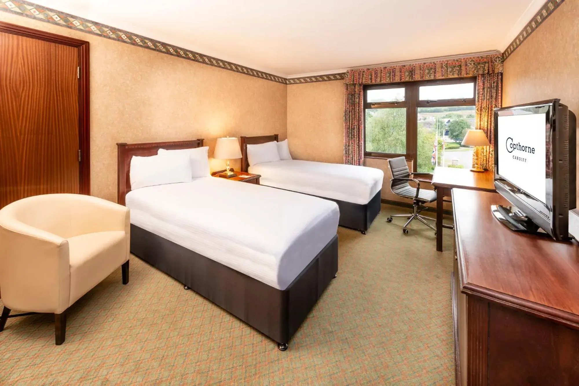 Standard Lakeside Twin in The Copthorne Hotel Cardiff Standard Lakeside Twin in The Copthorne Hotel Cardiff