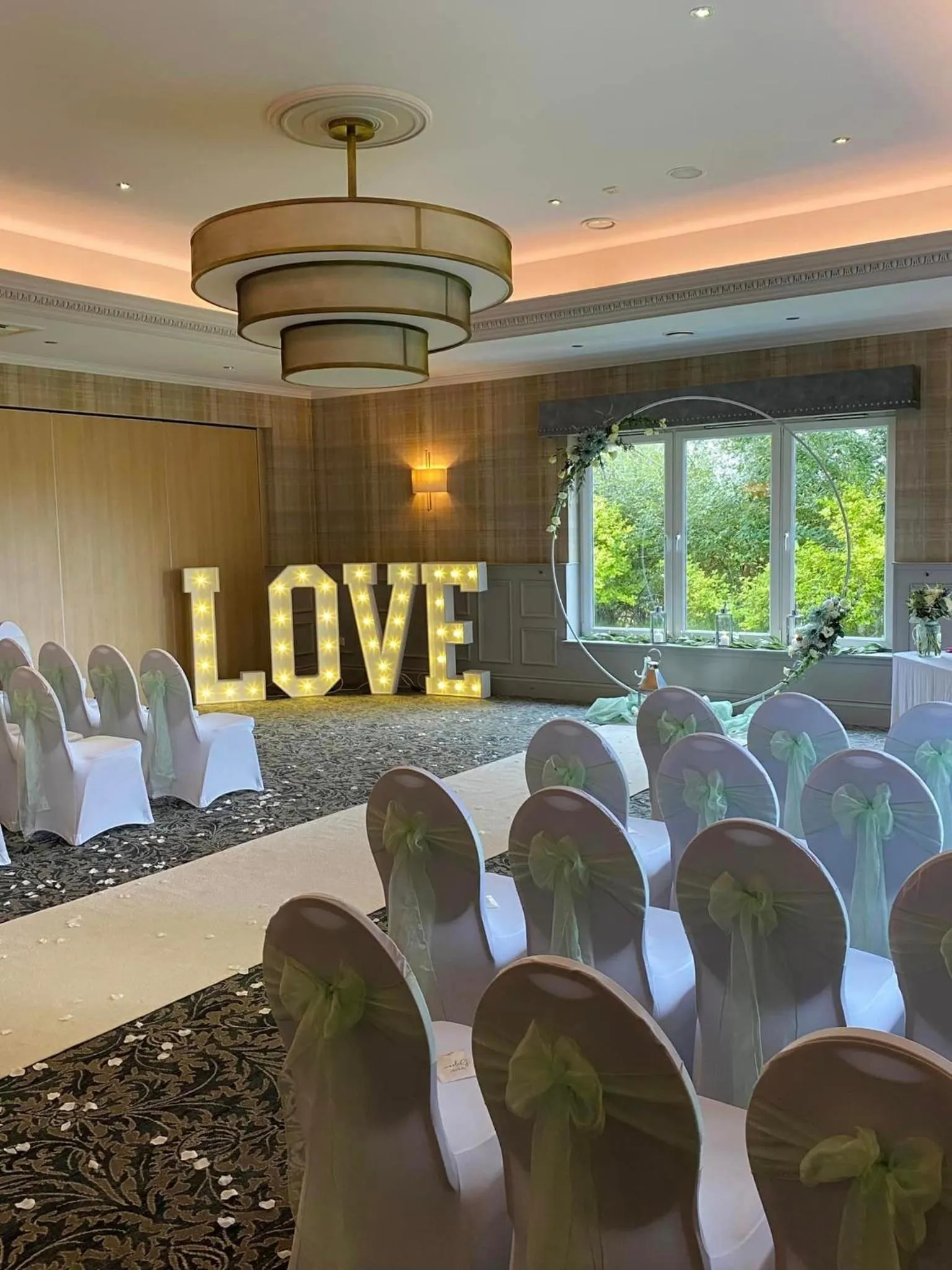 wedding in The Fenwick Hotel