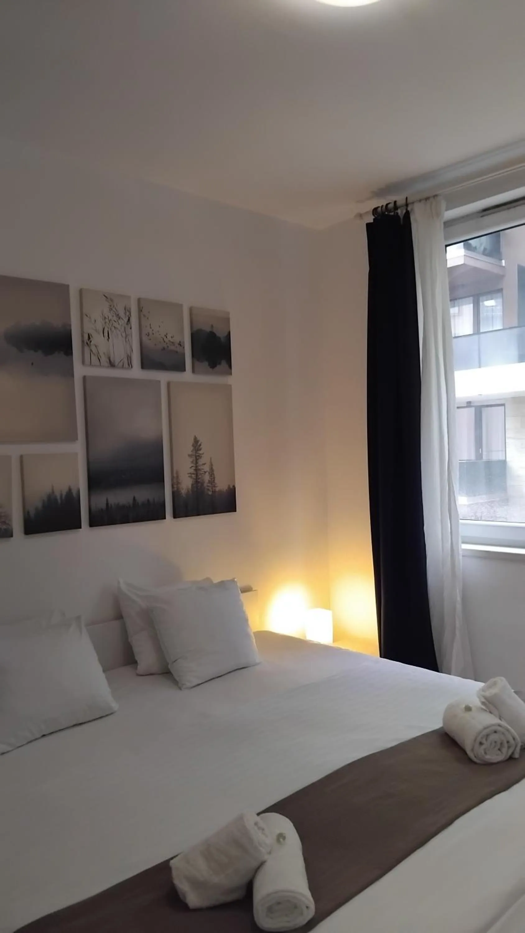 Living room, Bed in Corvin Center Suites