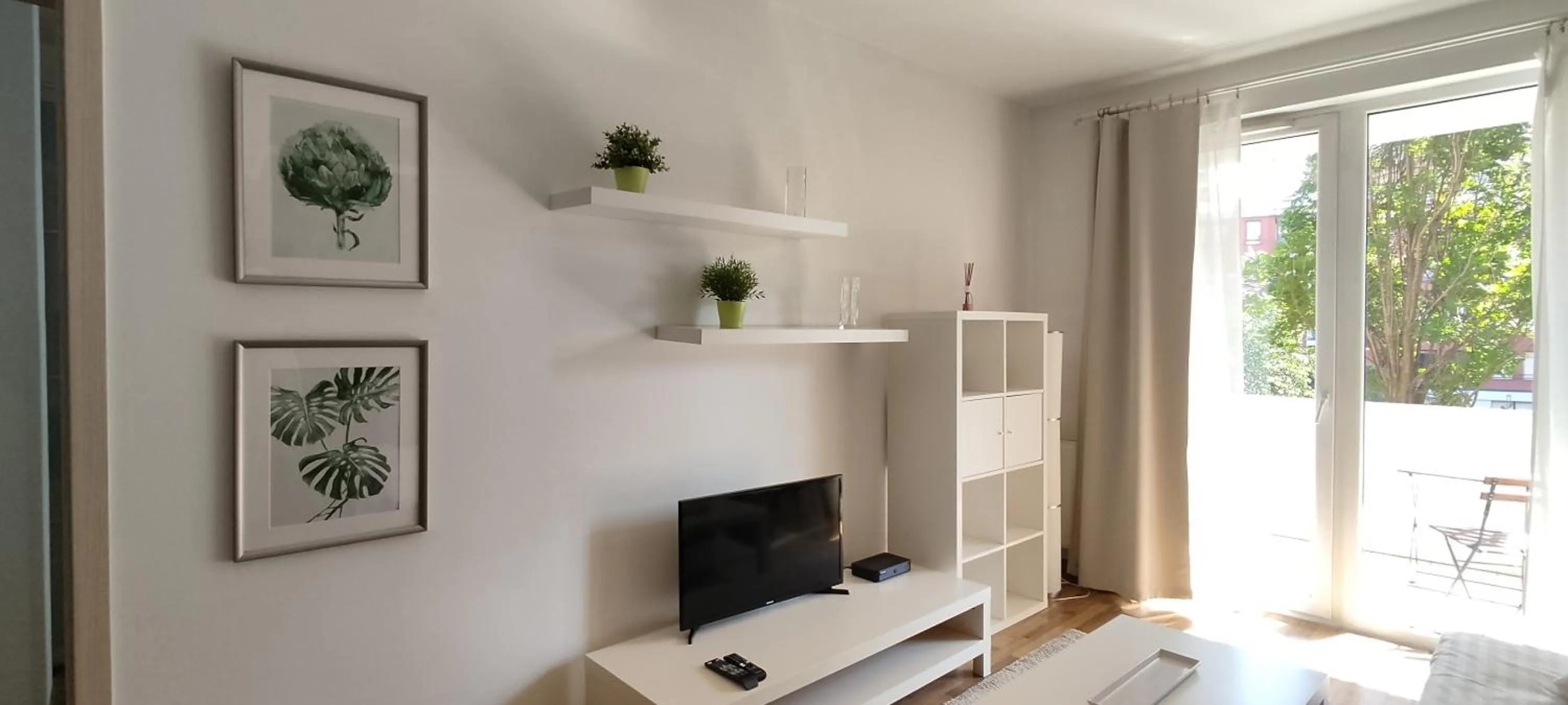 Living room in Corvin Center Suites