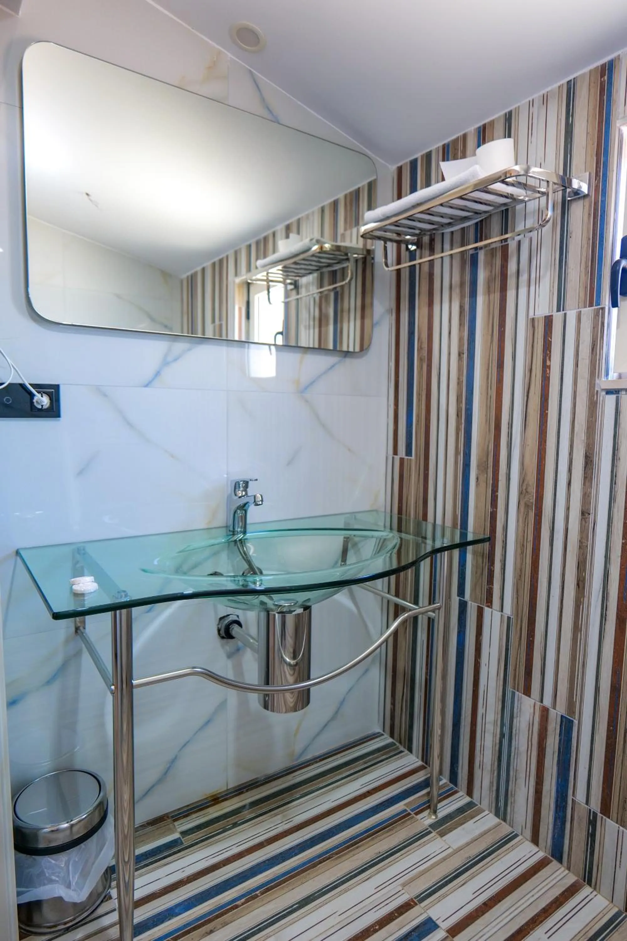 Bathroom in Hotel Semajo