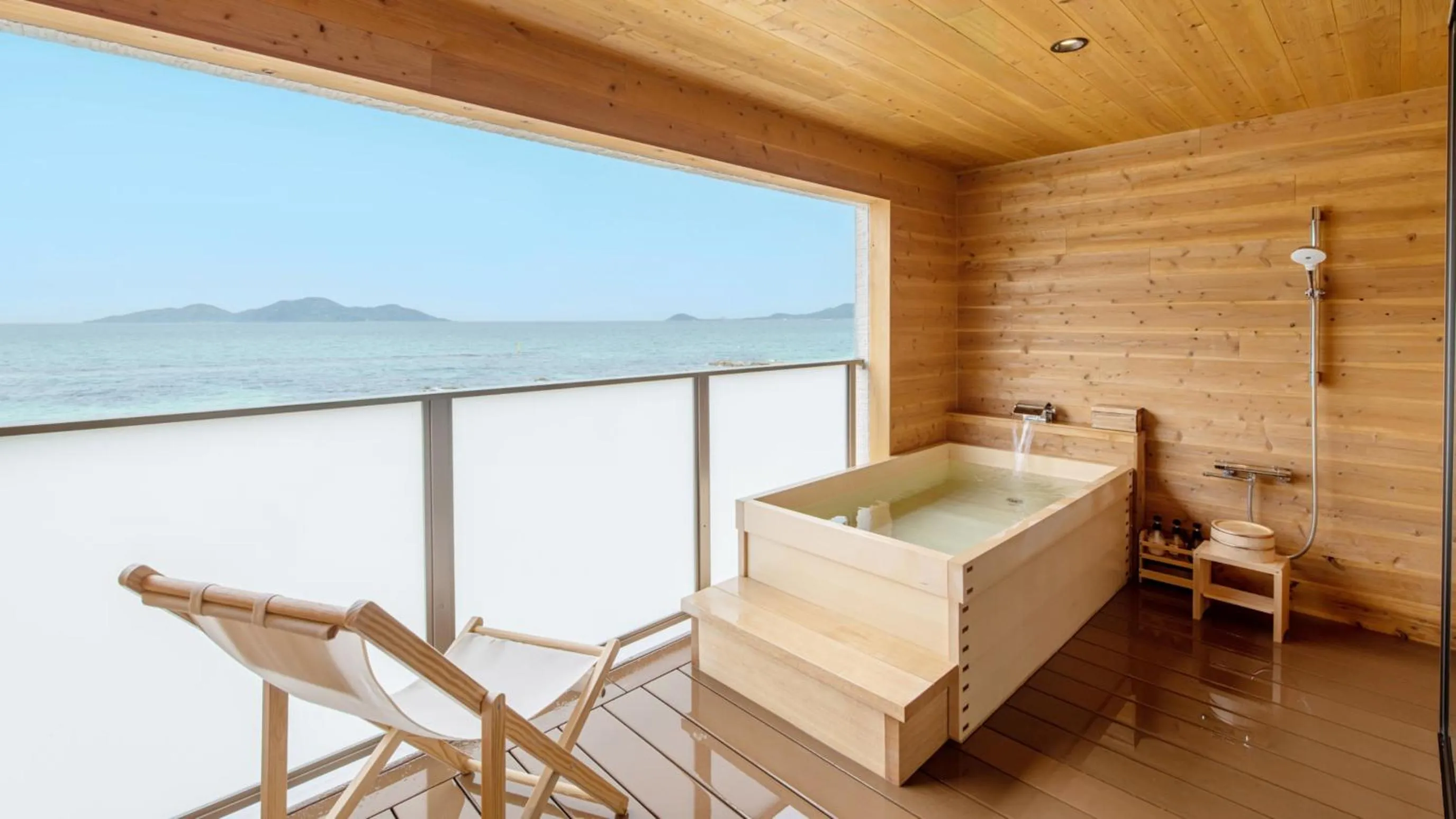 Photo of the whole room in Genkai Ryokan