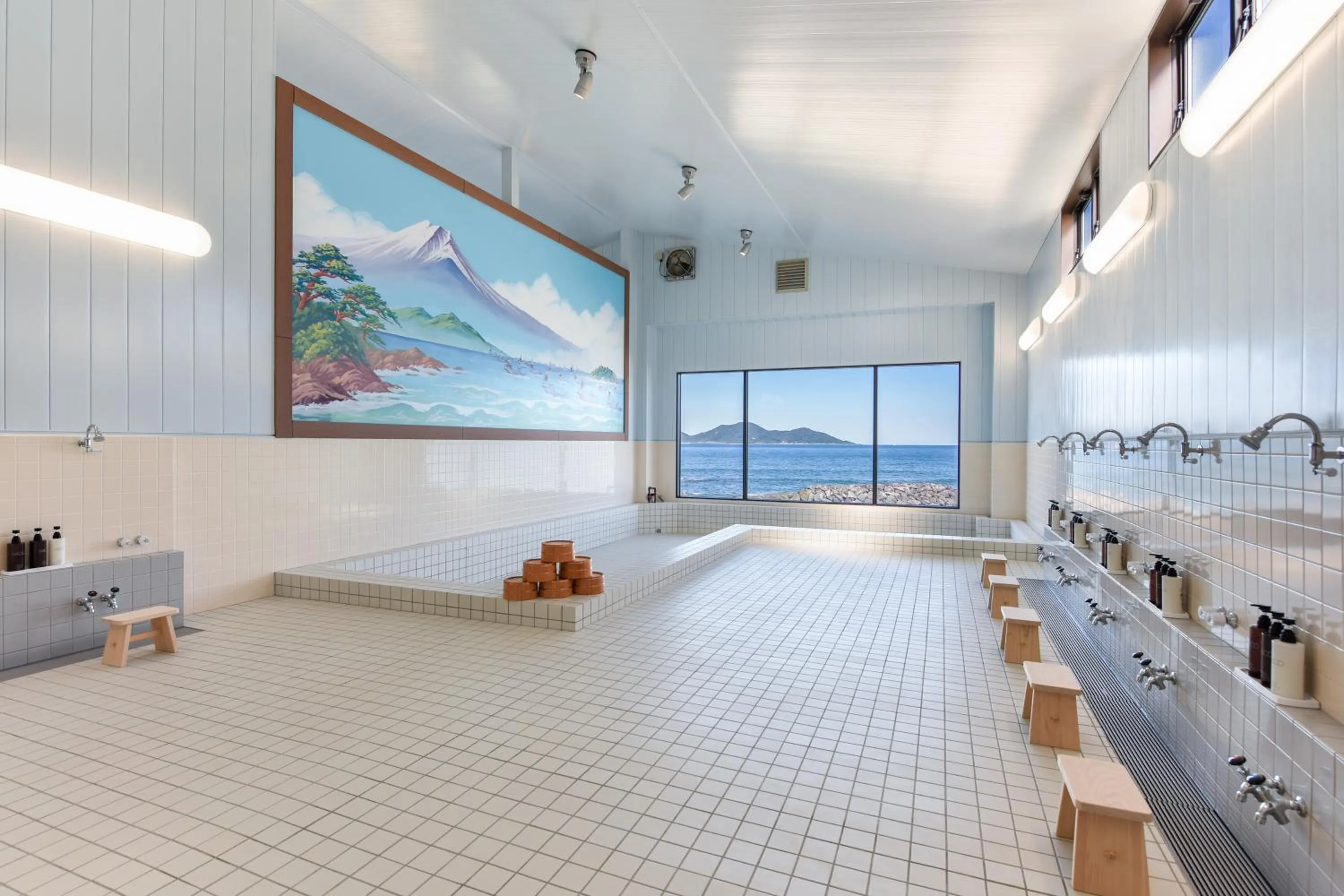 Public Bath, Bed in Genkai Ryokan