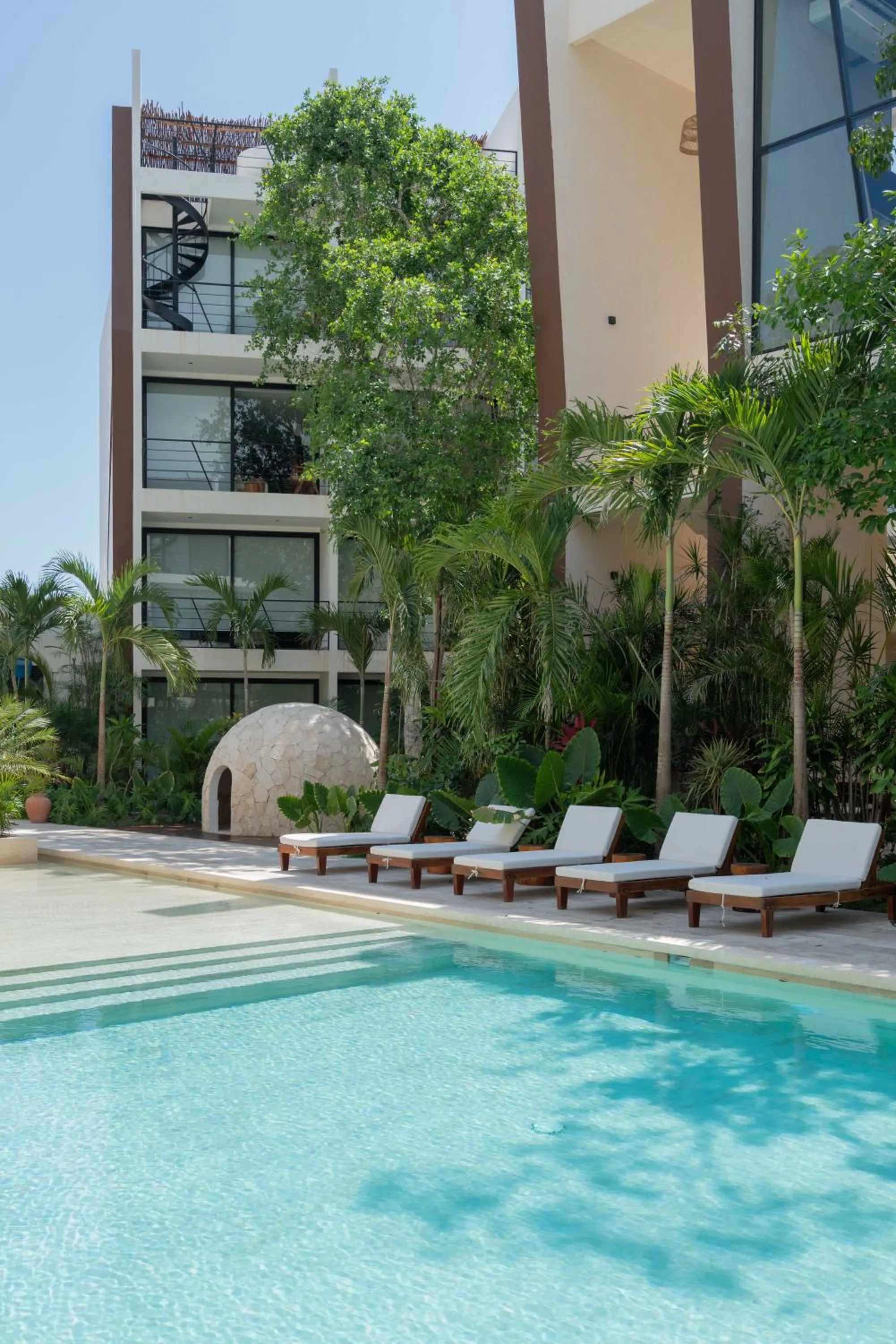 Swimming pool in Chaac