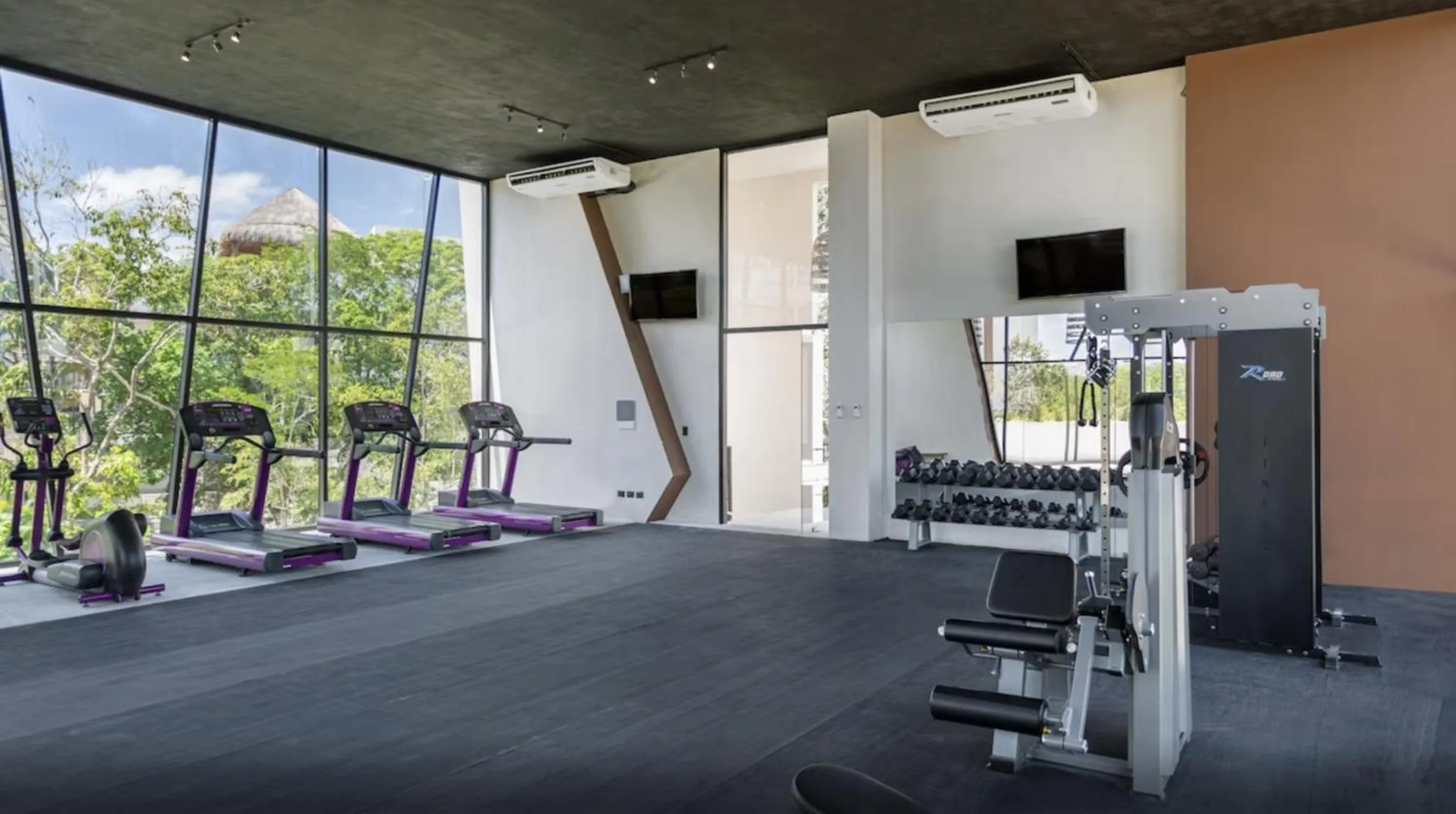 Fitness centre/facilities in Chaac