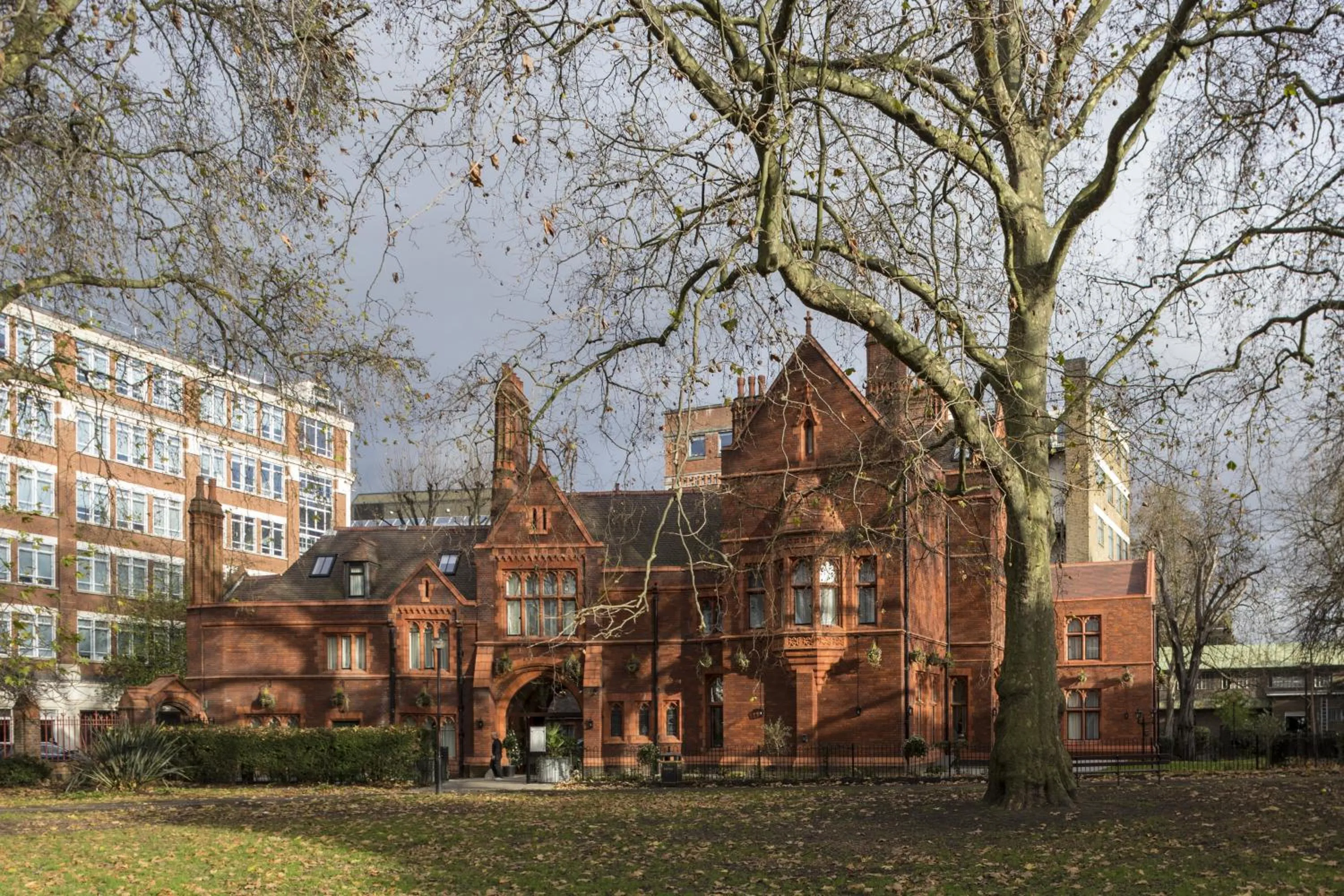 Facade/entrance in St Paul's Hotel