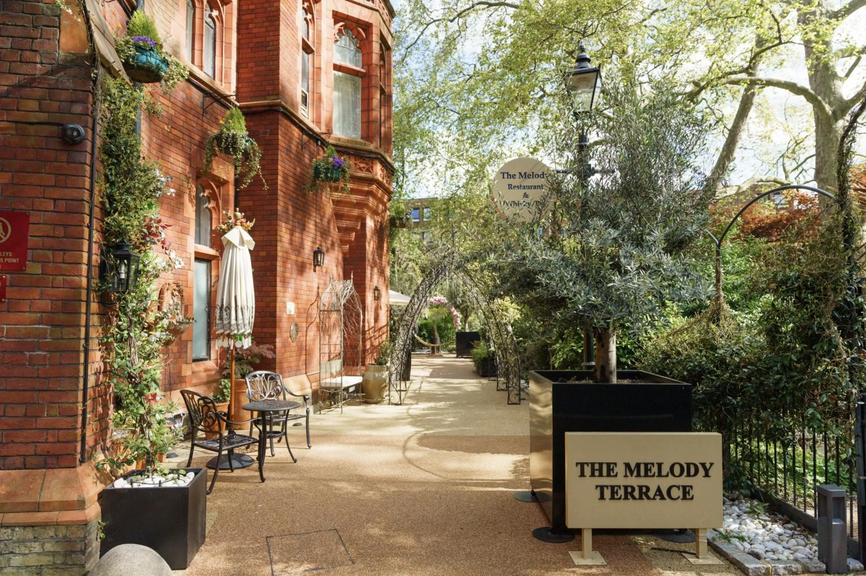Property building in St Paul's Hotel