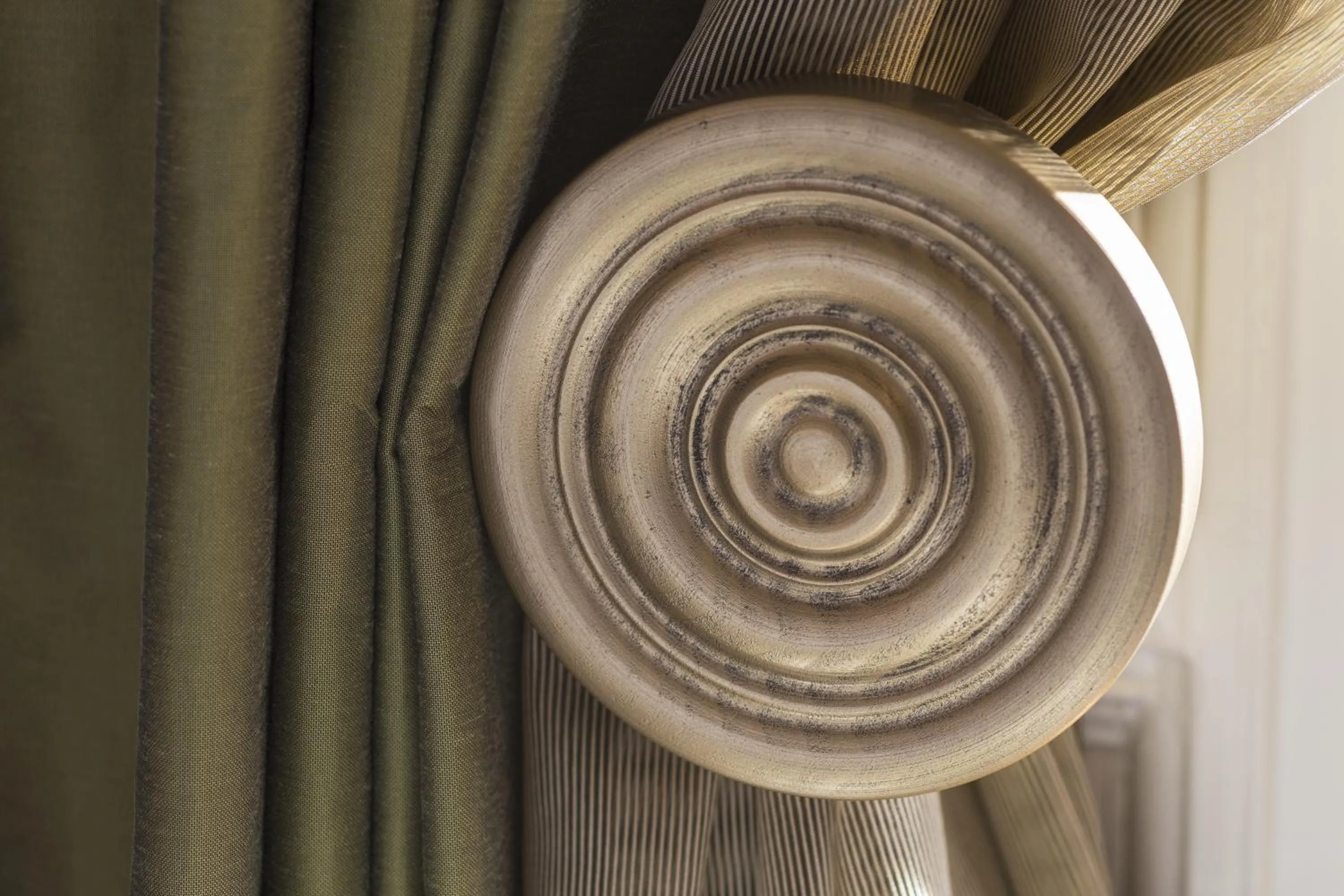 Restaurant/places to eat in St Paul's Hotel